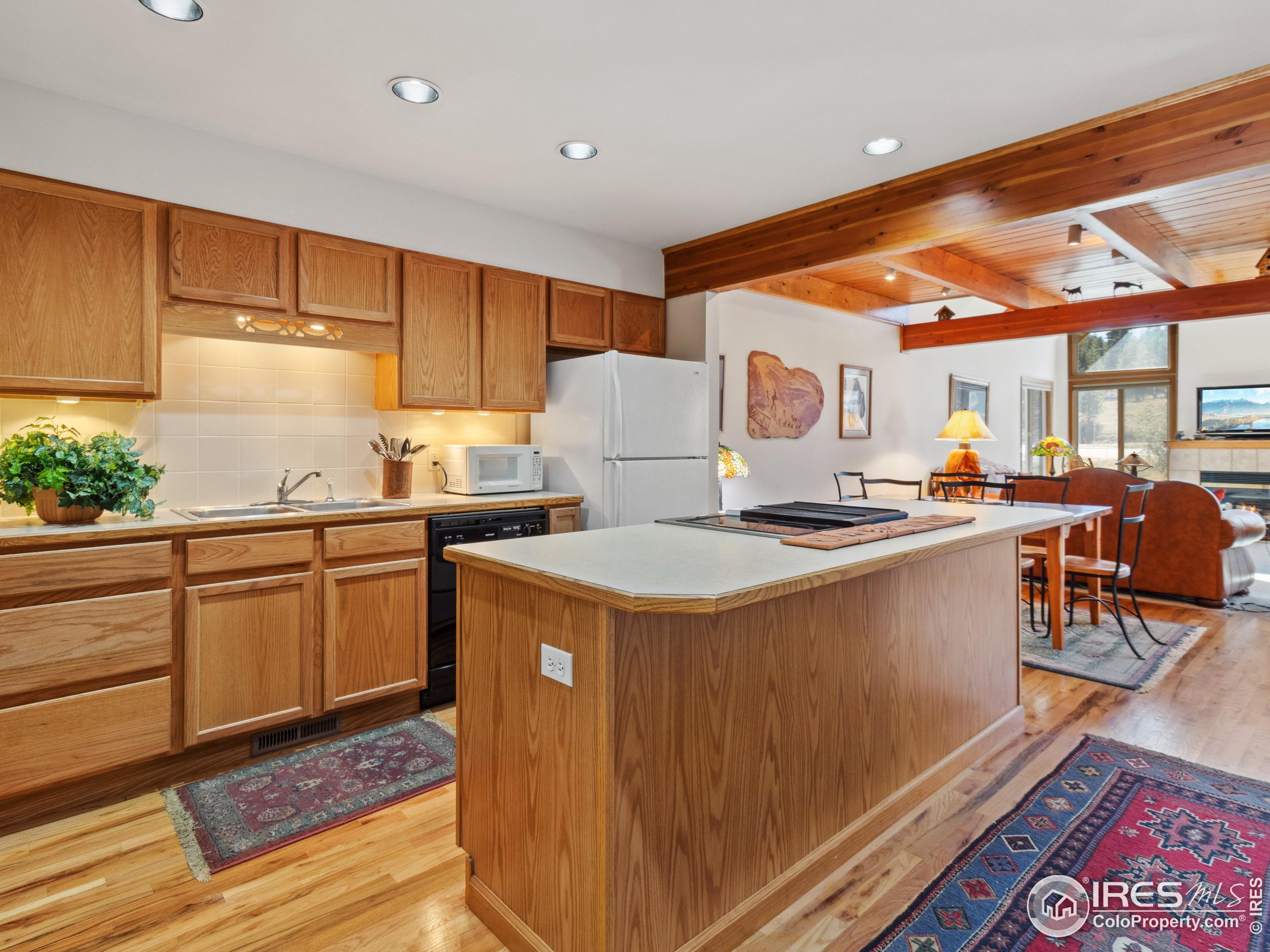 300 Far View Dr 16