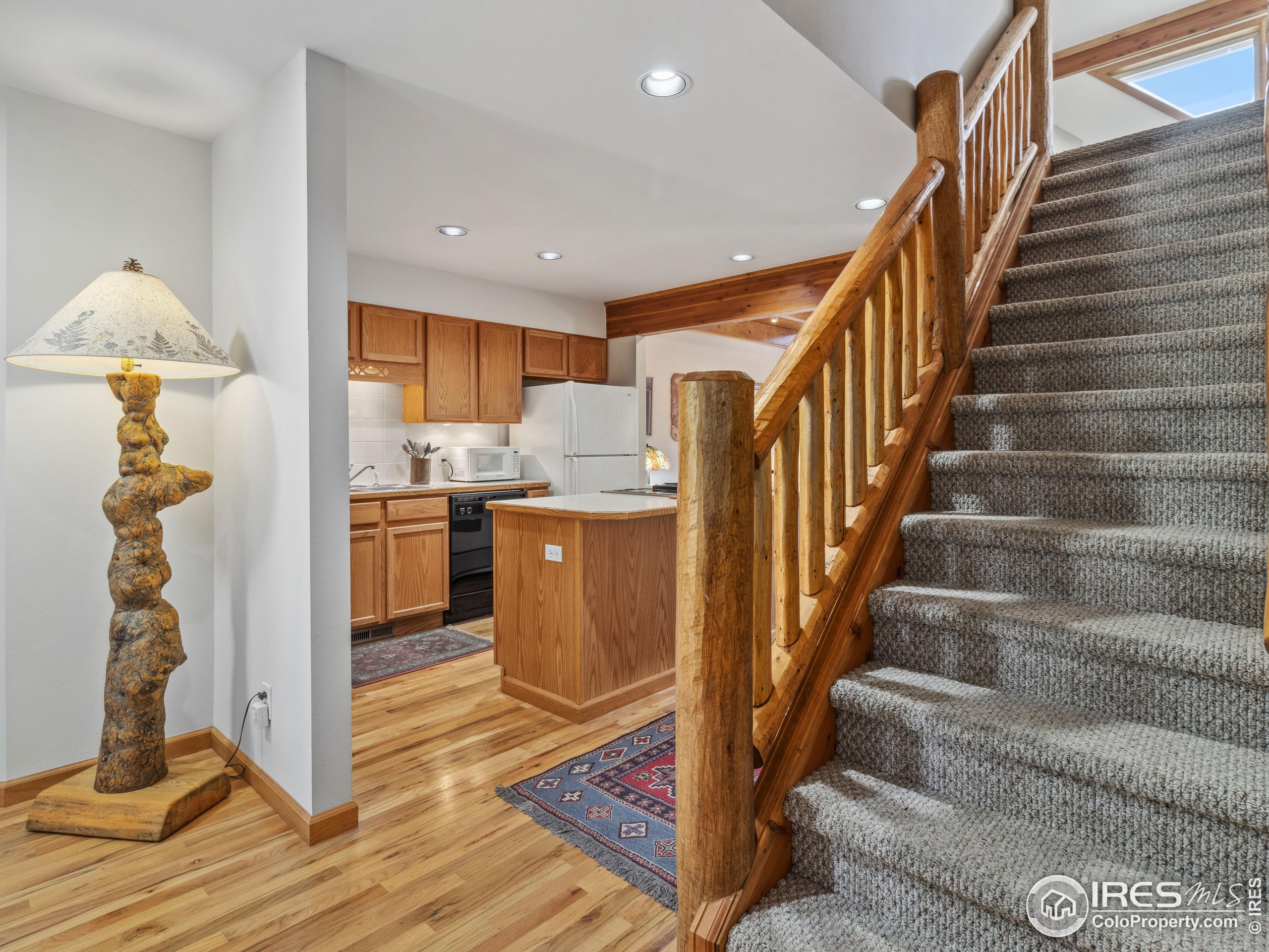 300 Far View Dr 16
