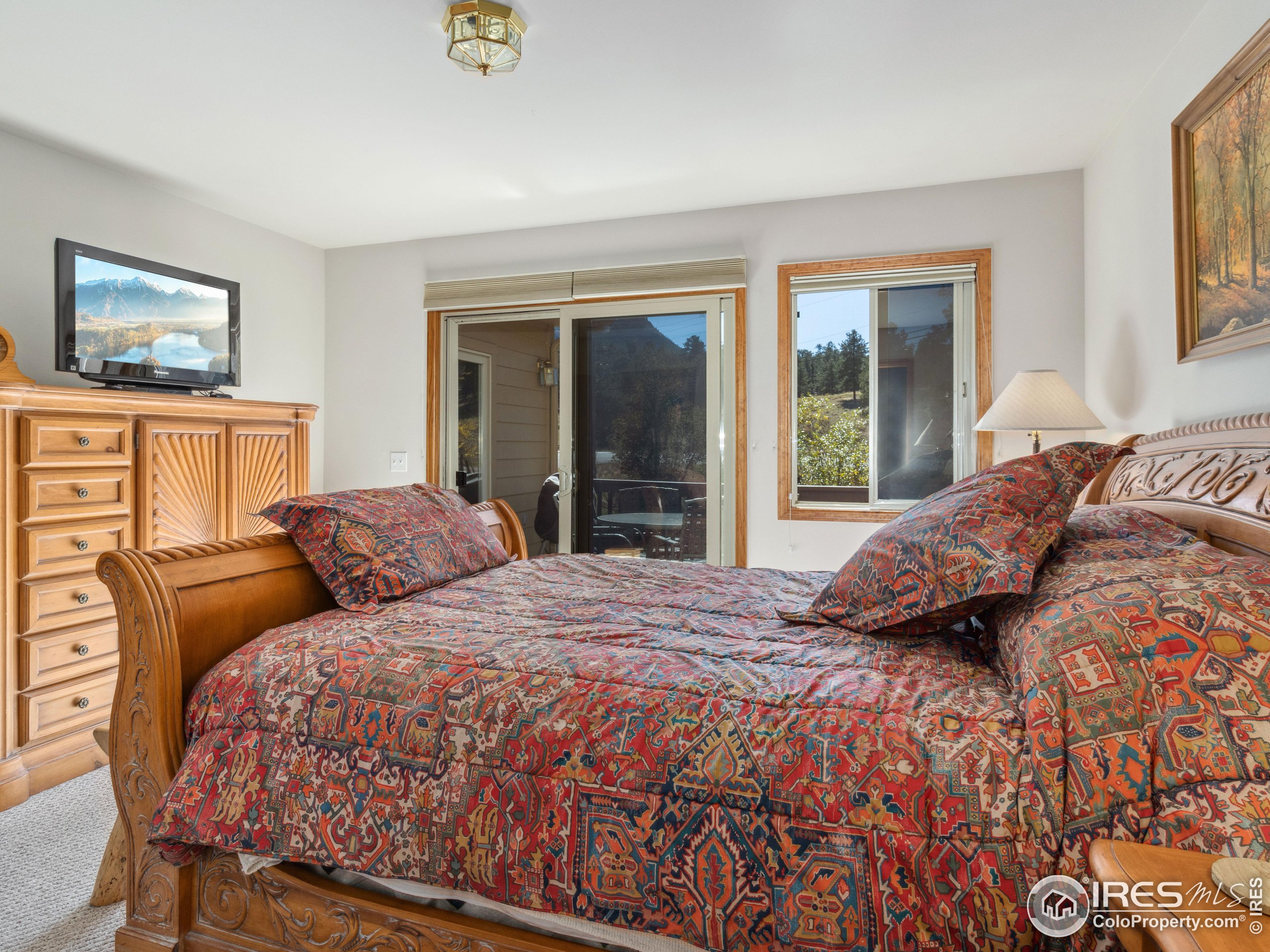 300 Far View Dr 16