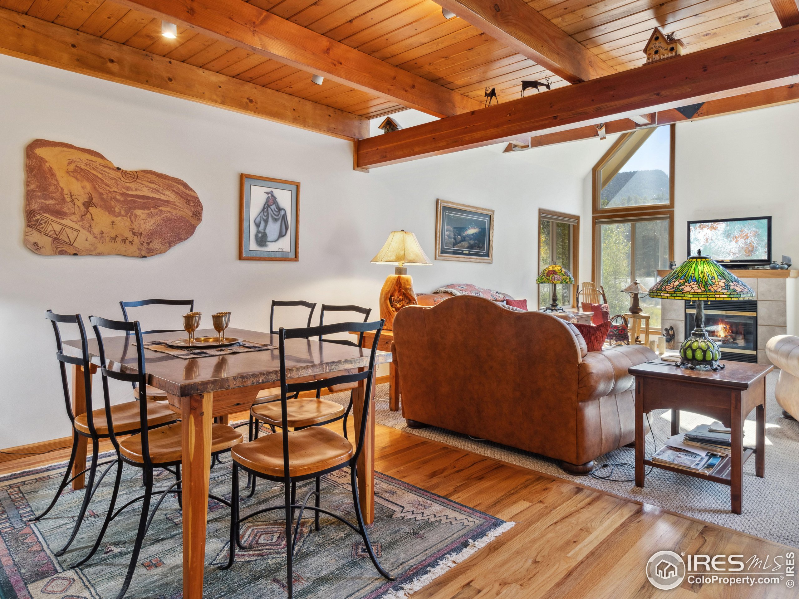 300 Far View Dr 16