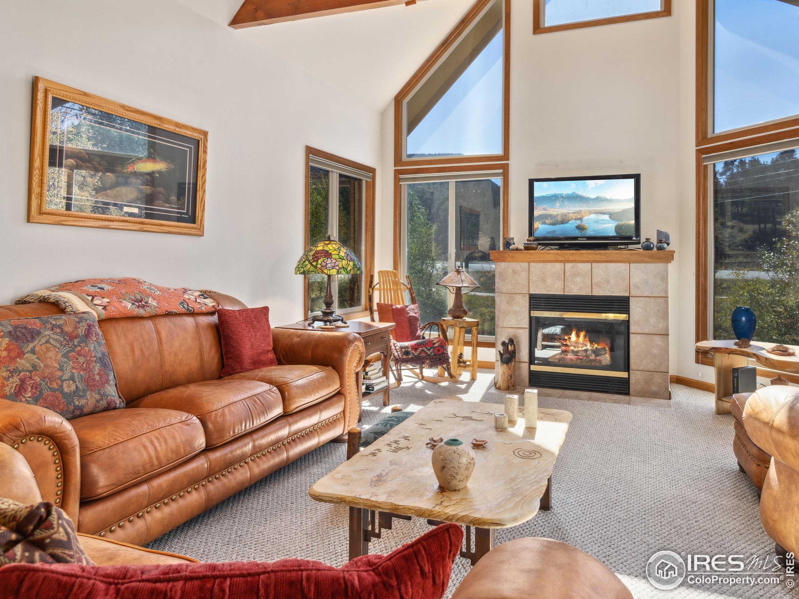 300 Far View Dr 16