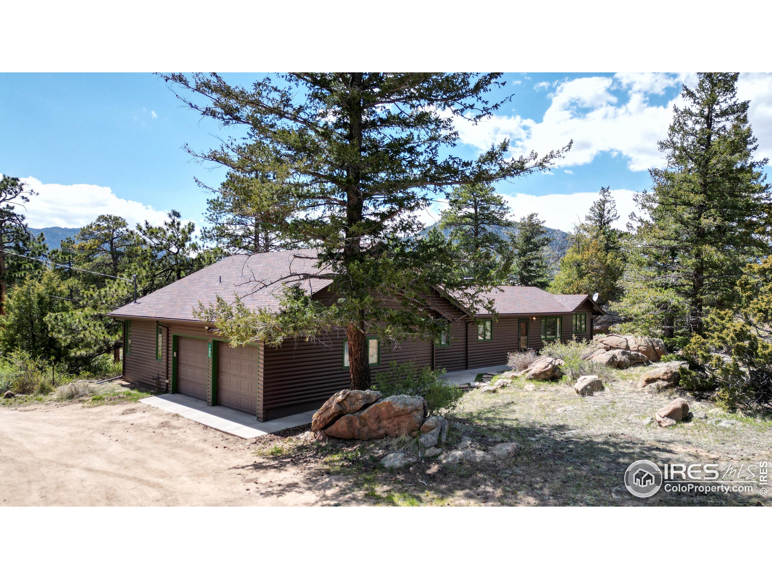 1701 Windham Dr