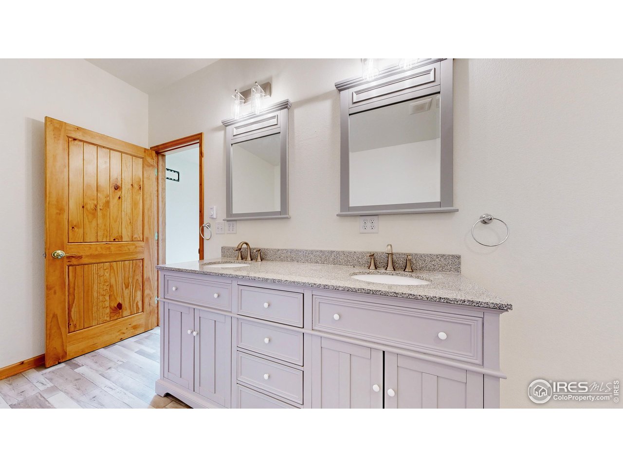 1701 Devils Gulch Rd