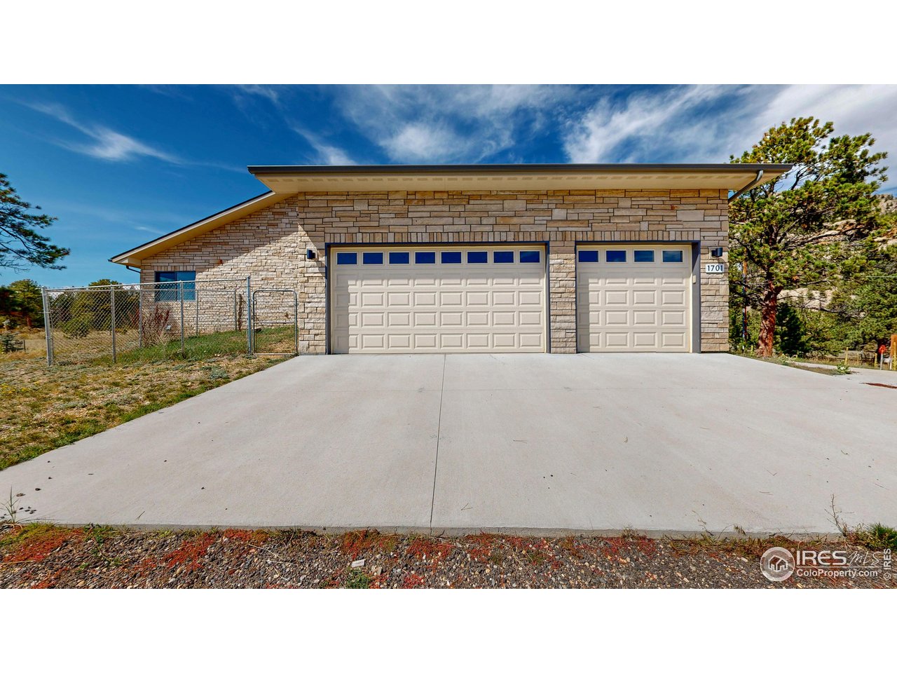 1701 Devils Gulch Rd