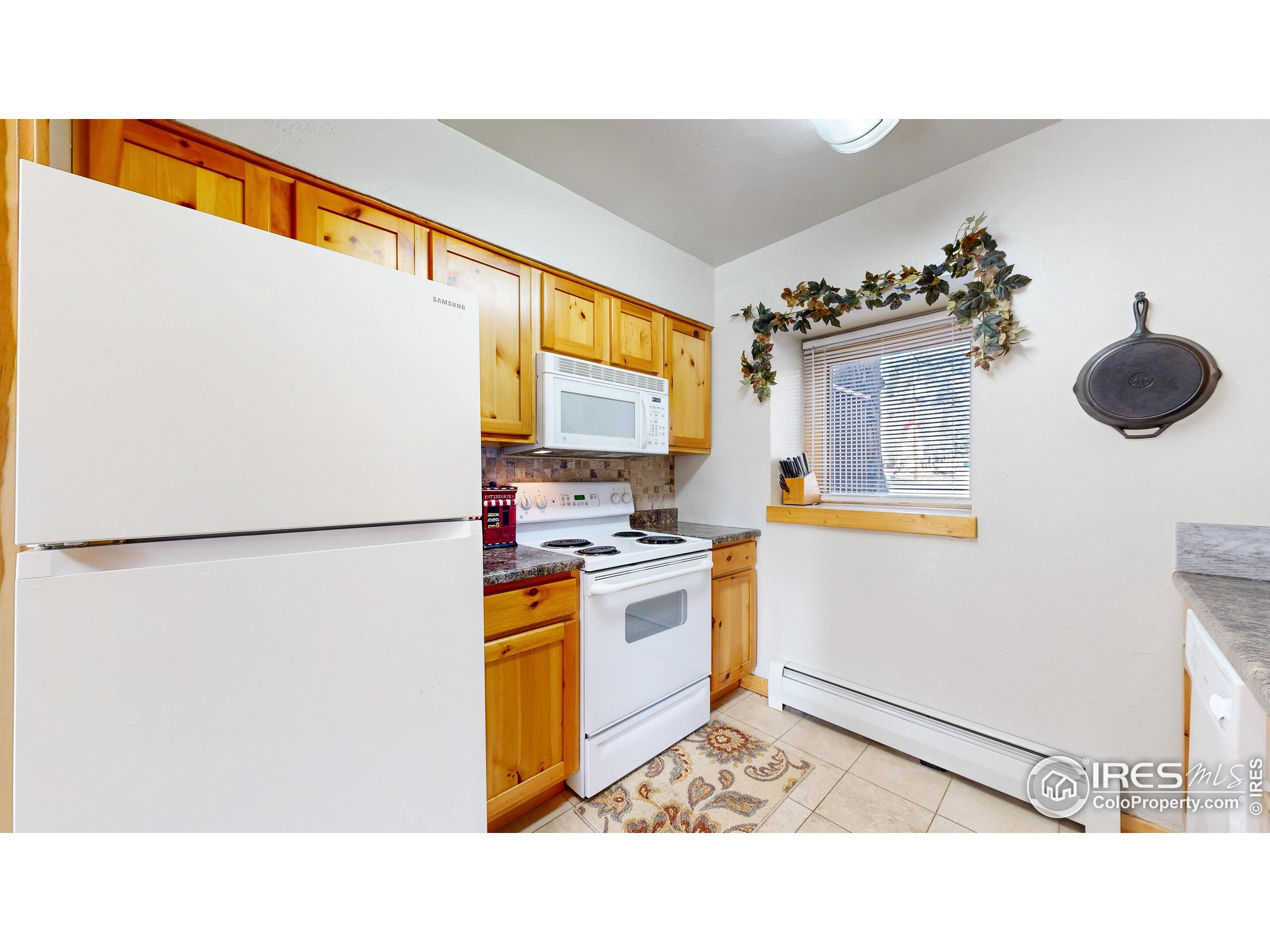 1280 Fall River Rd #5