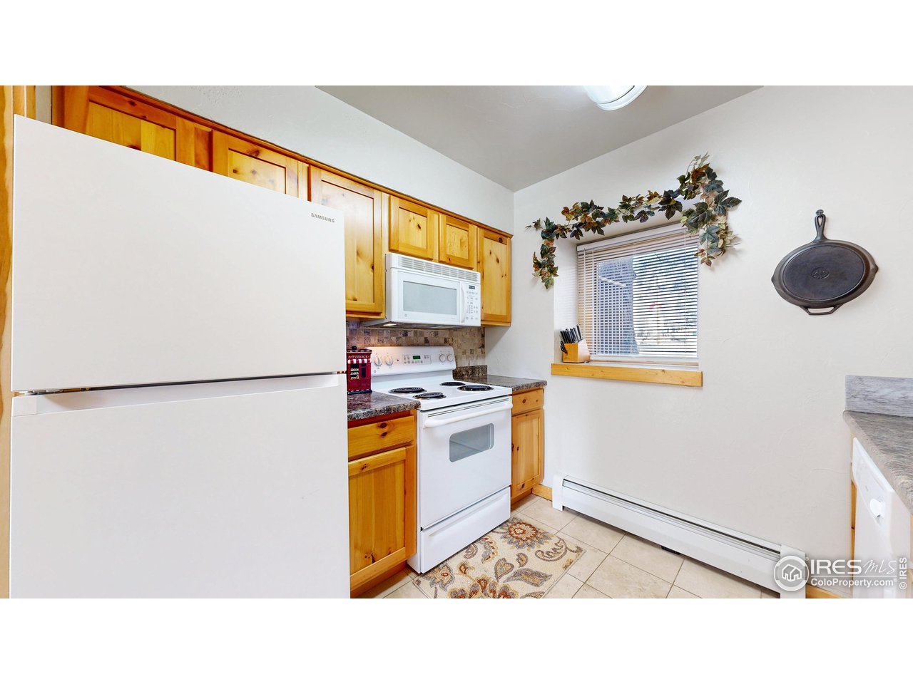 1280 Fall River Rd #5