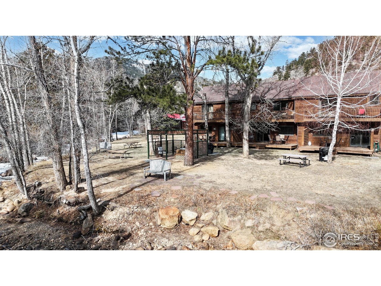 1280 Fall River Rd #5