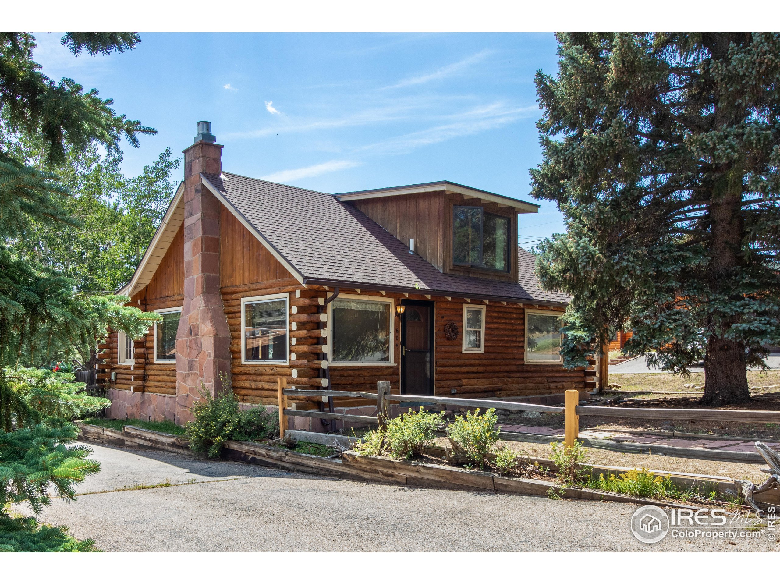 604 Aspen Ave