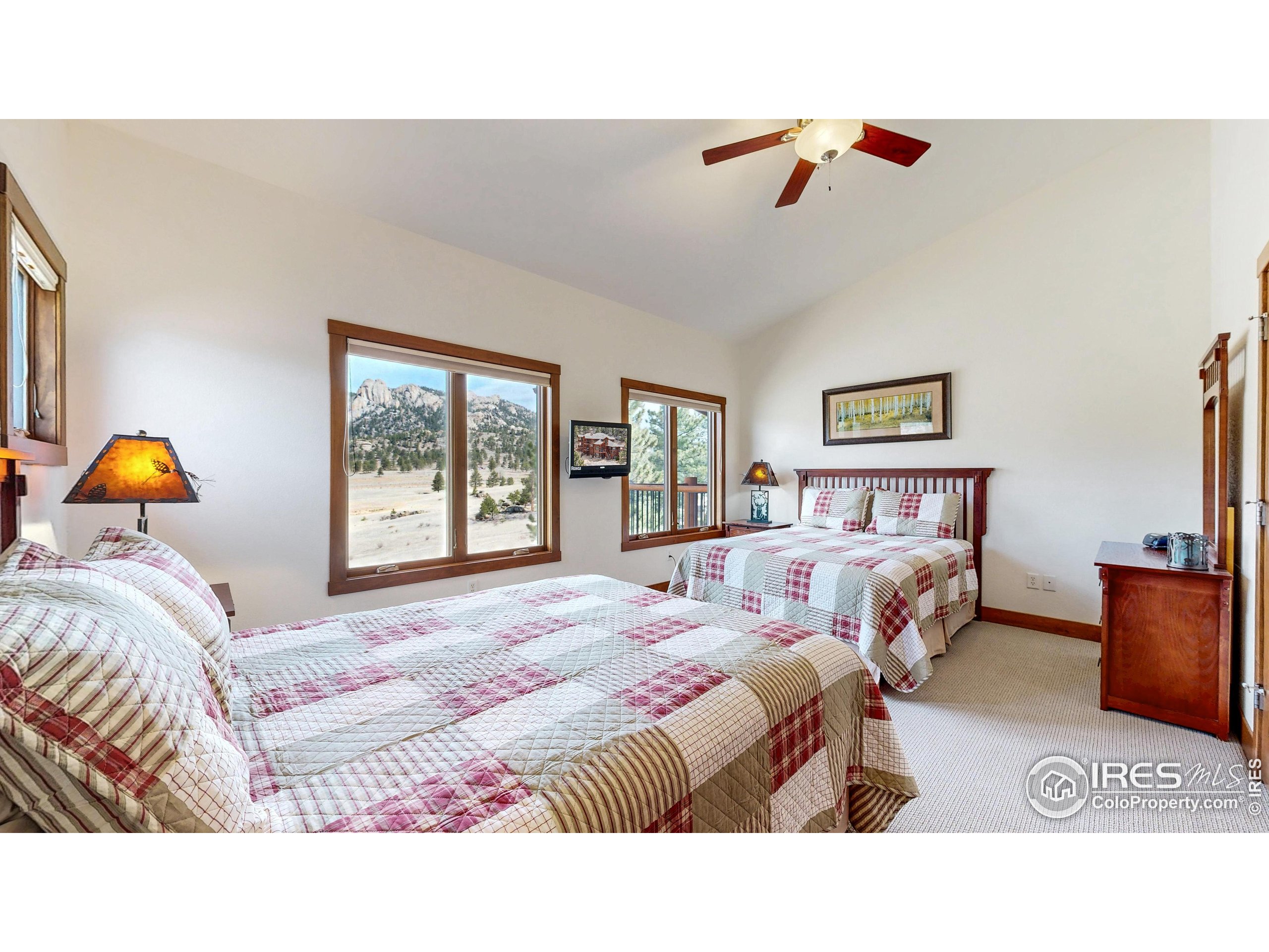 221 Twin Owls Ln F-6