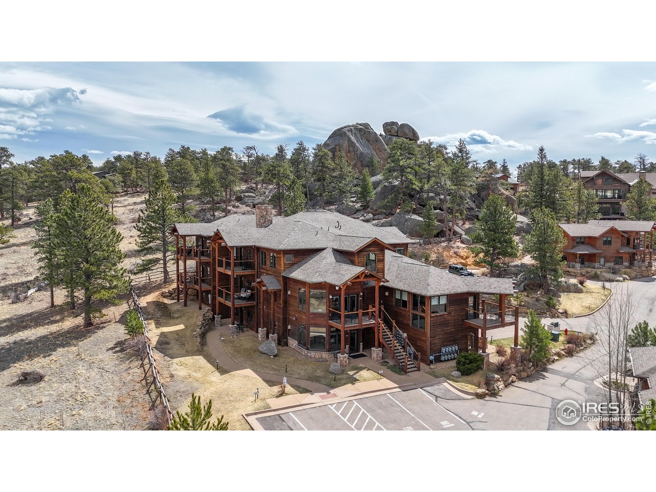 221 Twin Owls Ln F-6