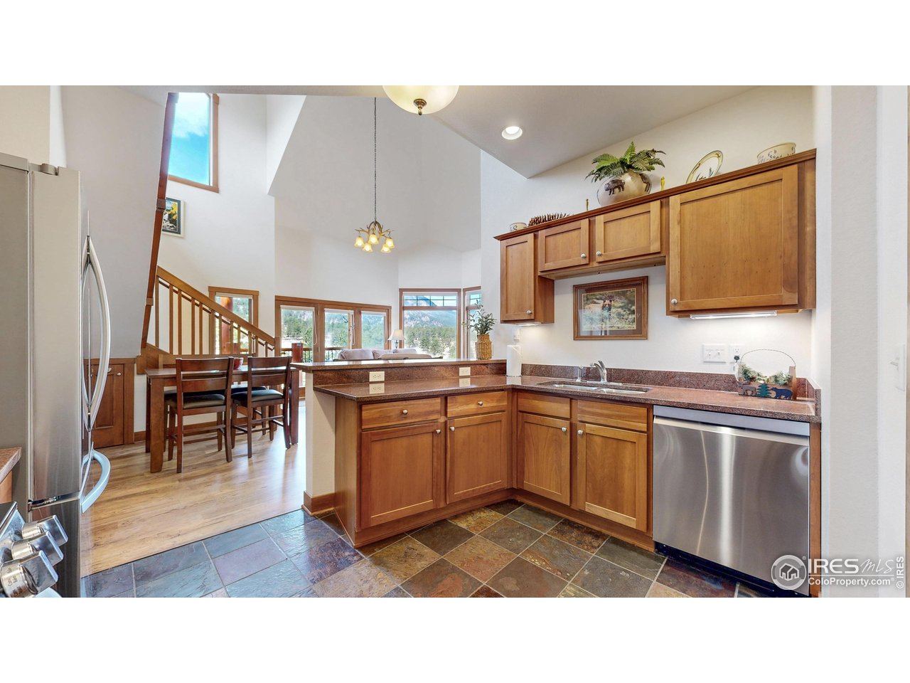 221 Twin Owls Ln F-6