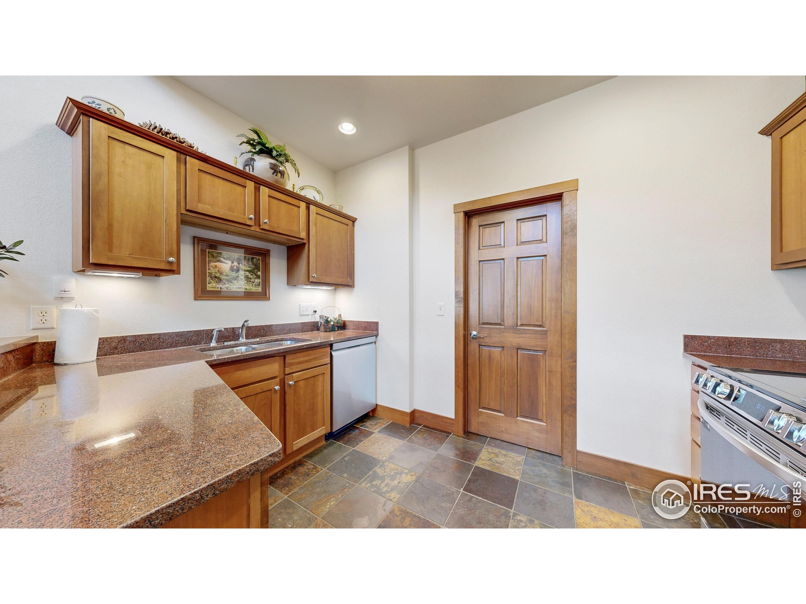 221 Twin Owls Ln F-6