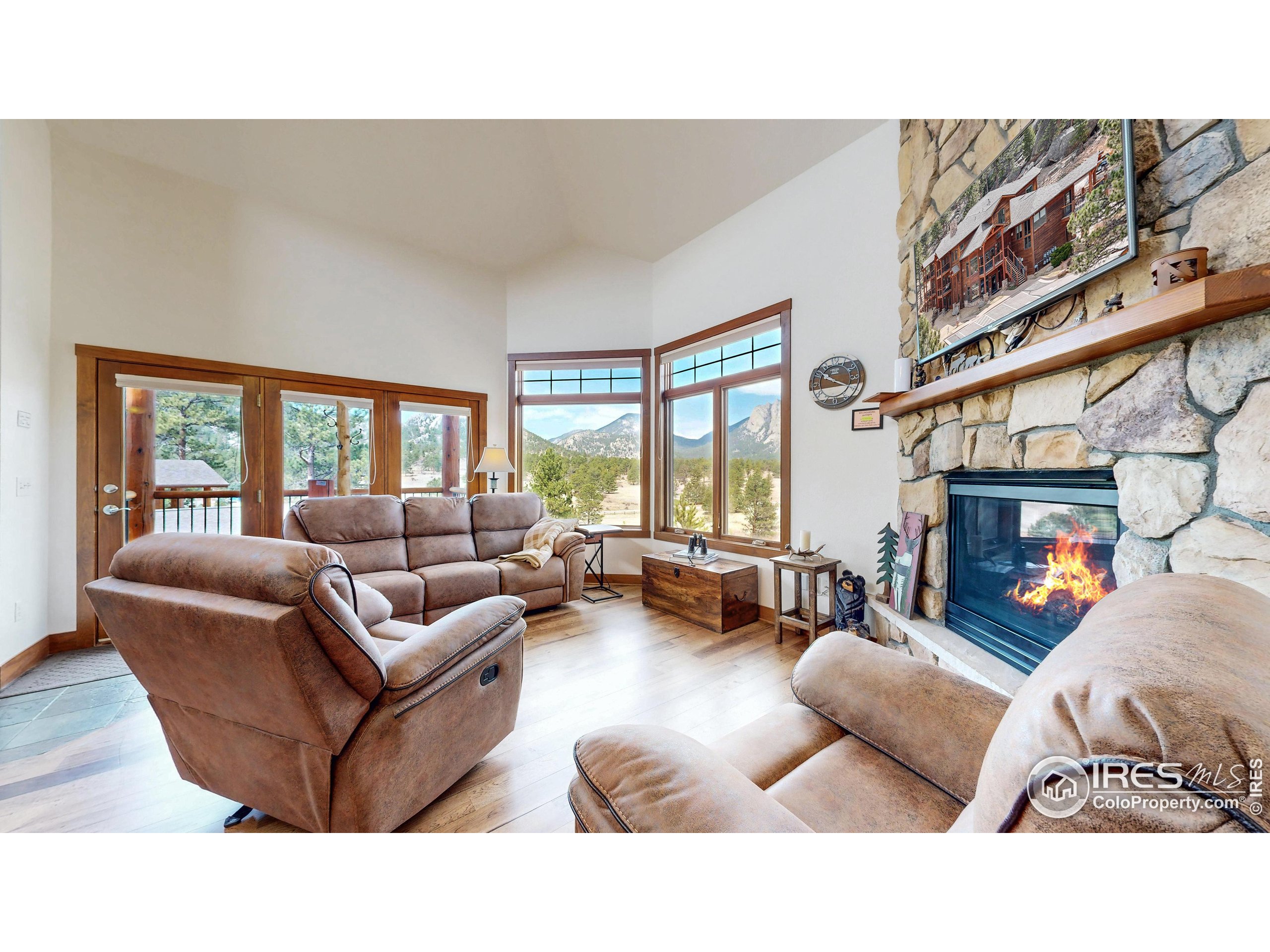 221 Twin Owls Ln F-6