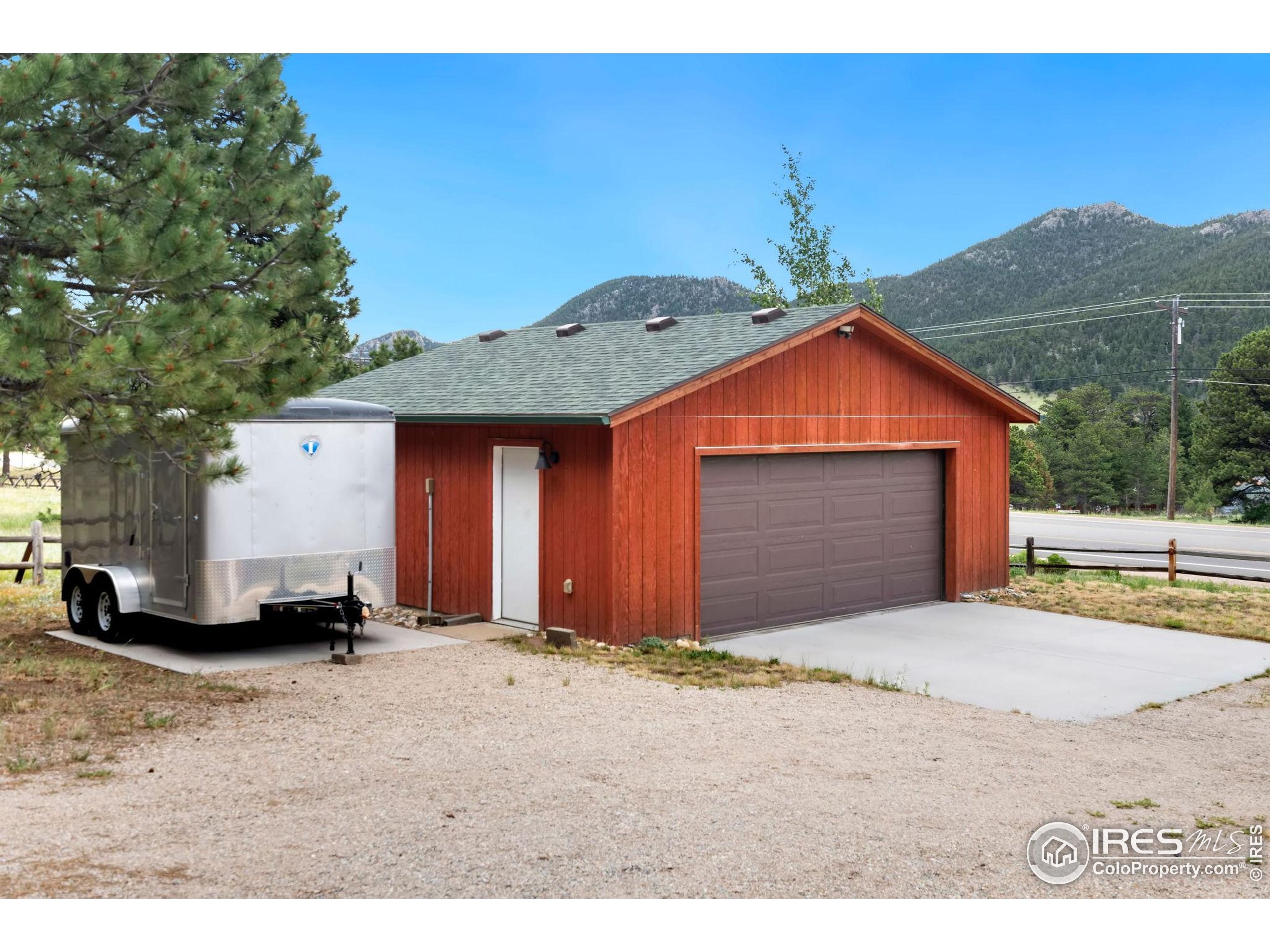 900 Highacres Dr