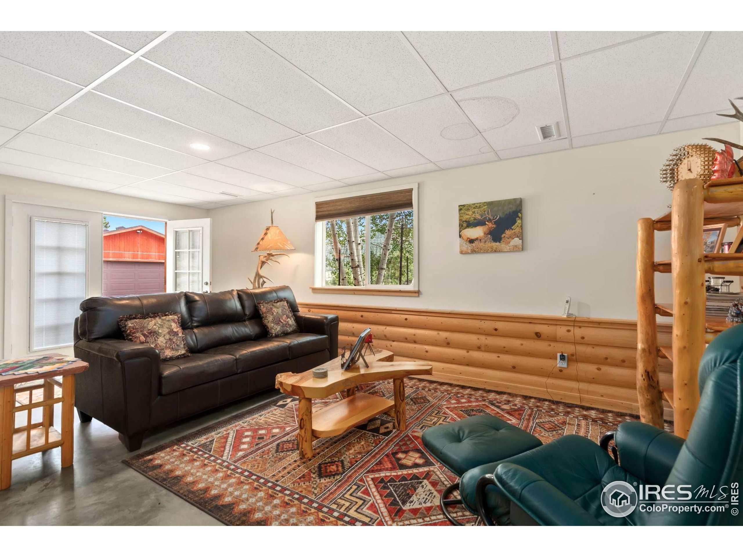 900 Highacres Dr