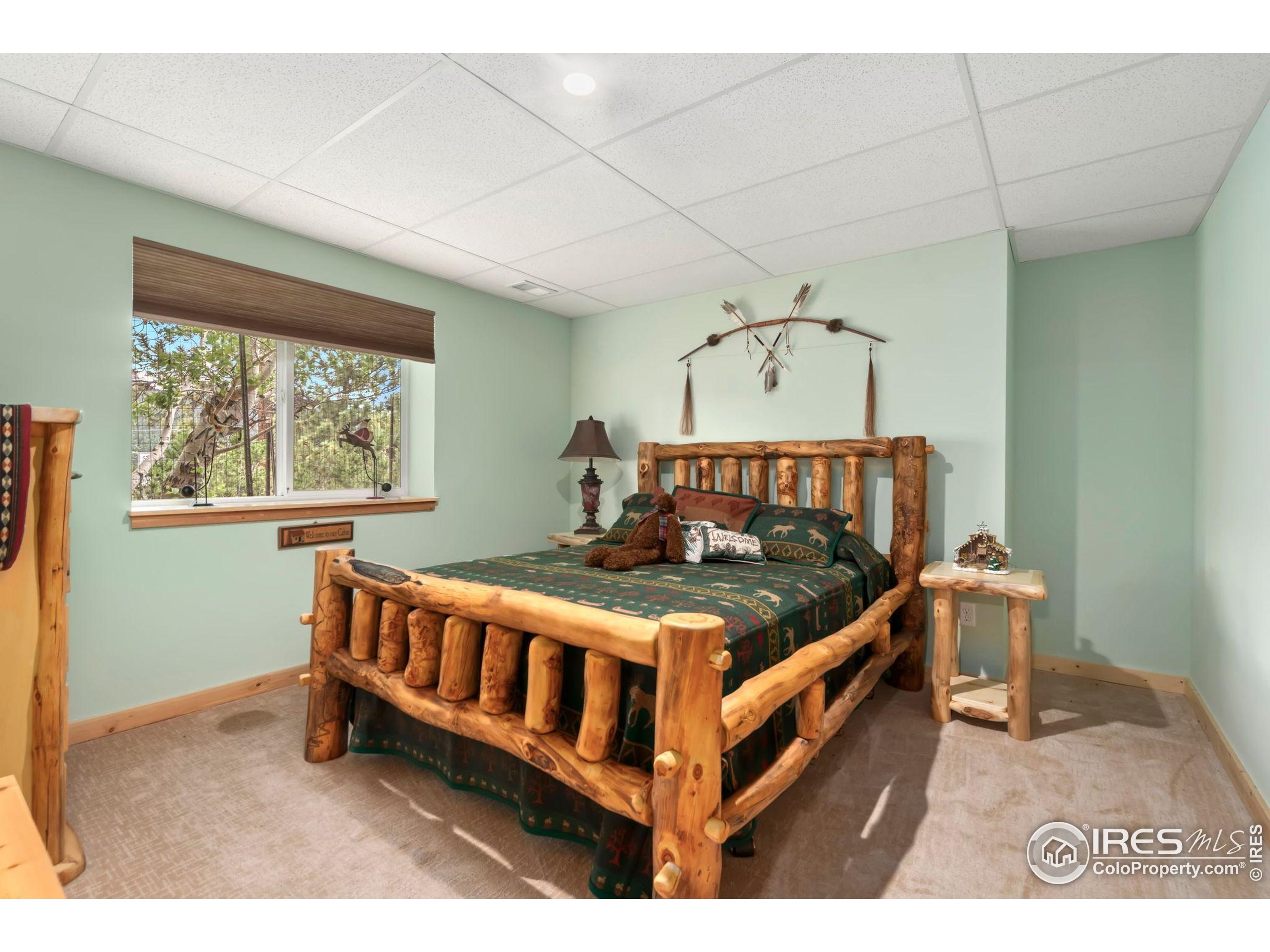 900 Highacres Dr