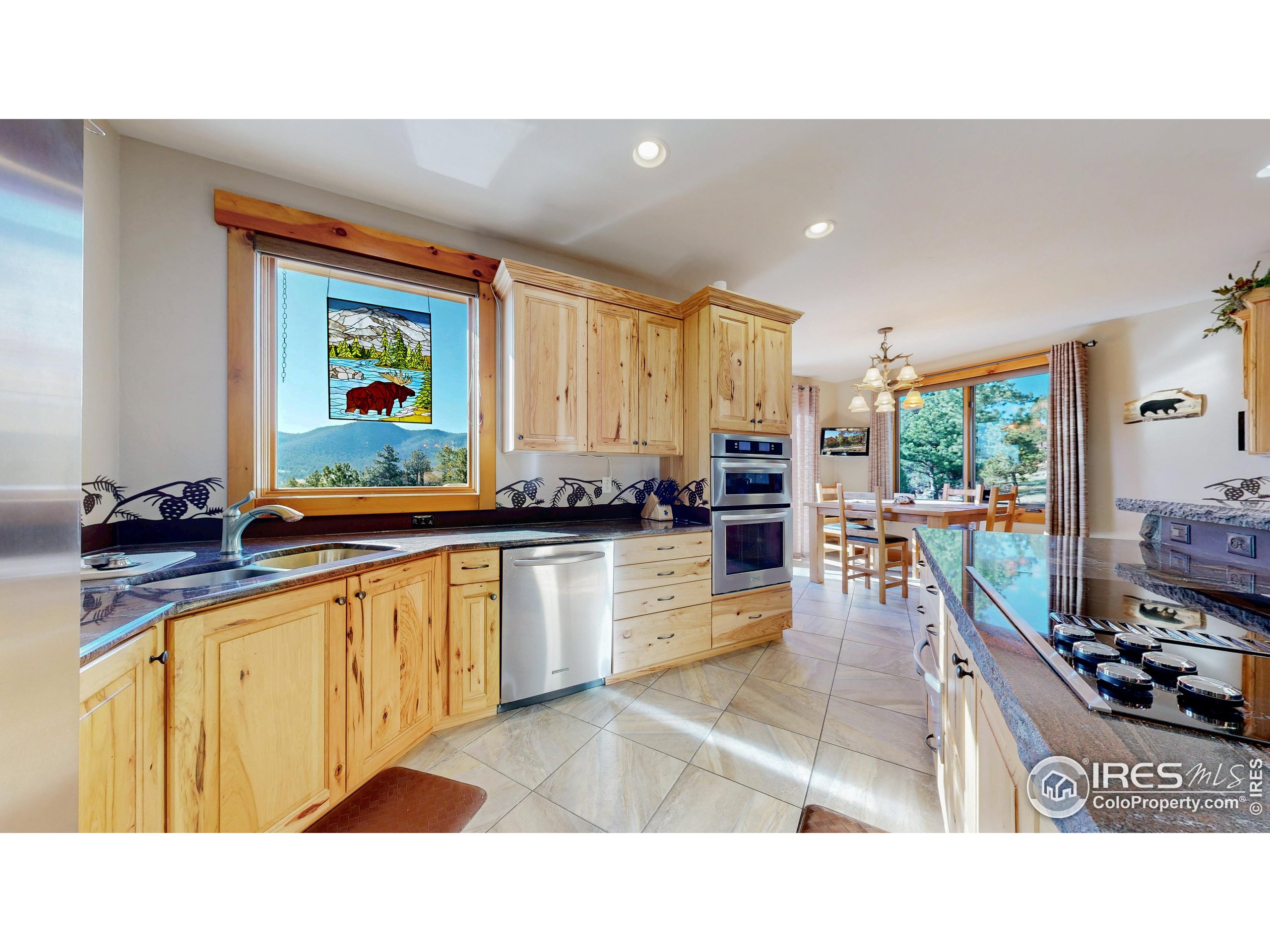 1049 Pine Knoll Dr