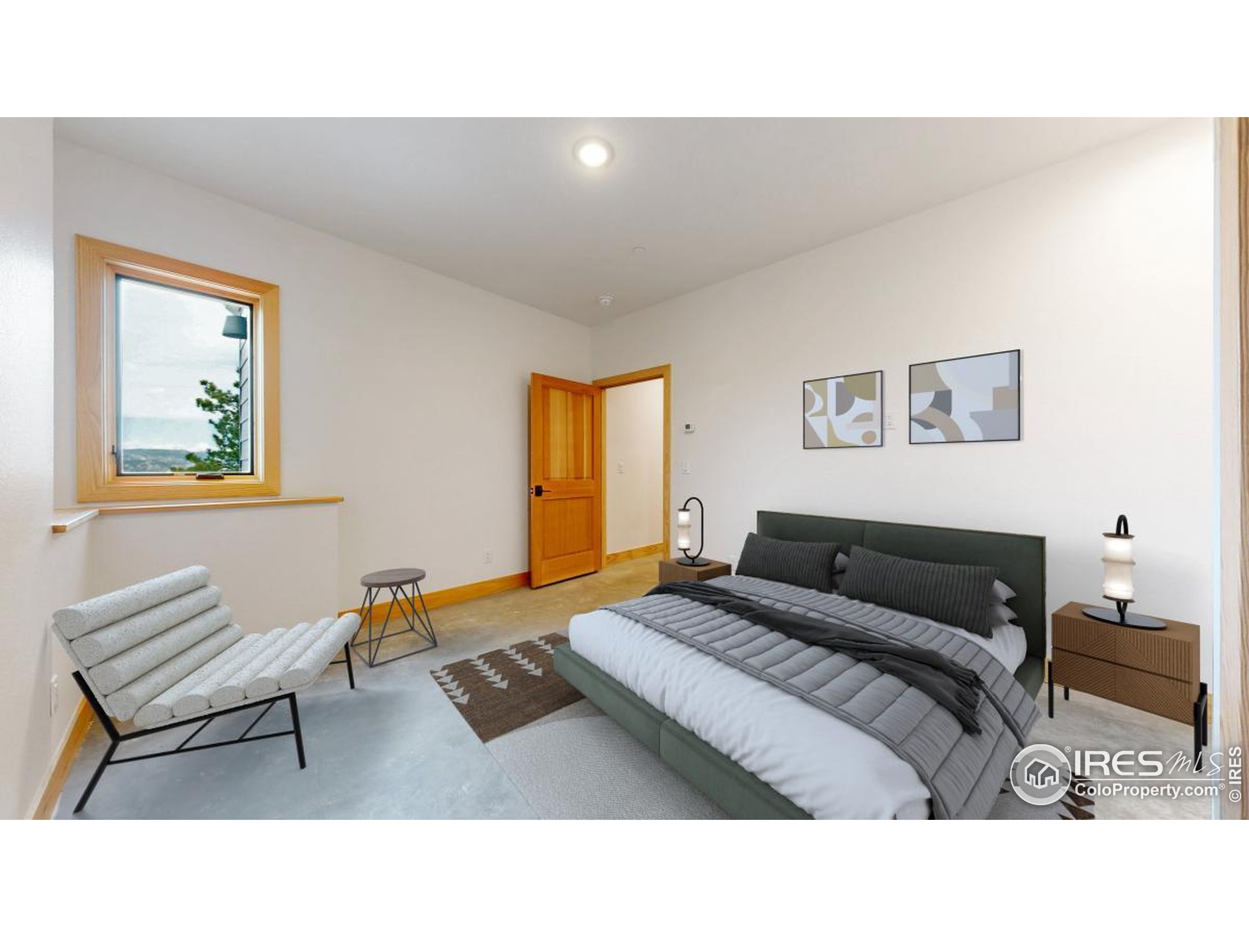 1440 Hummingbird Dr
