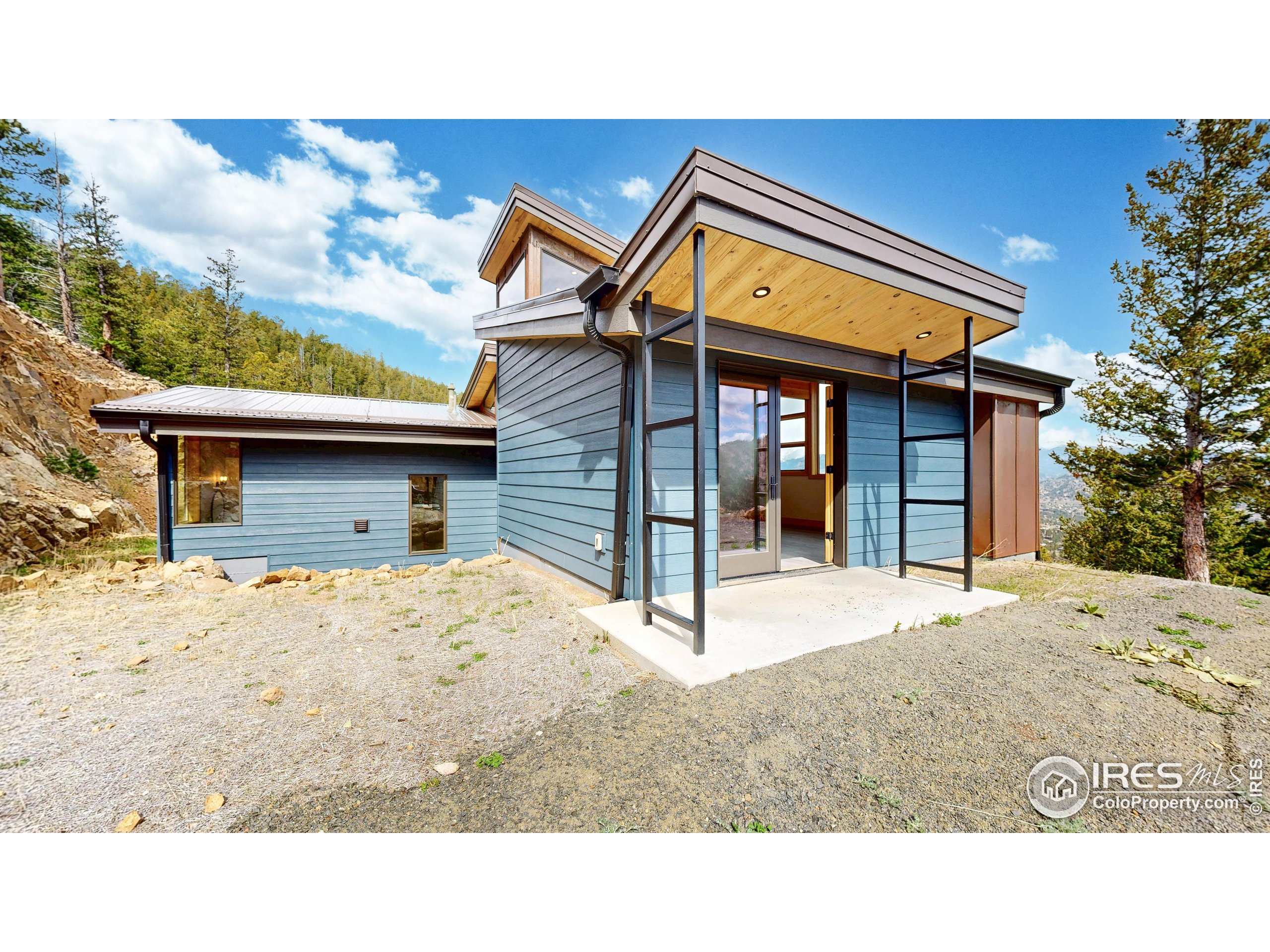 1440 Hummingbird Dr