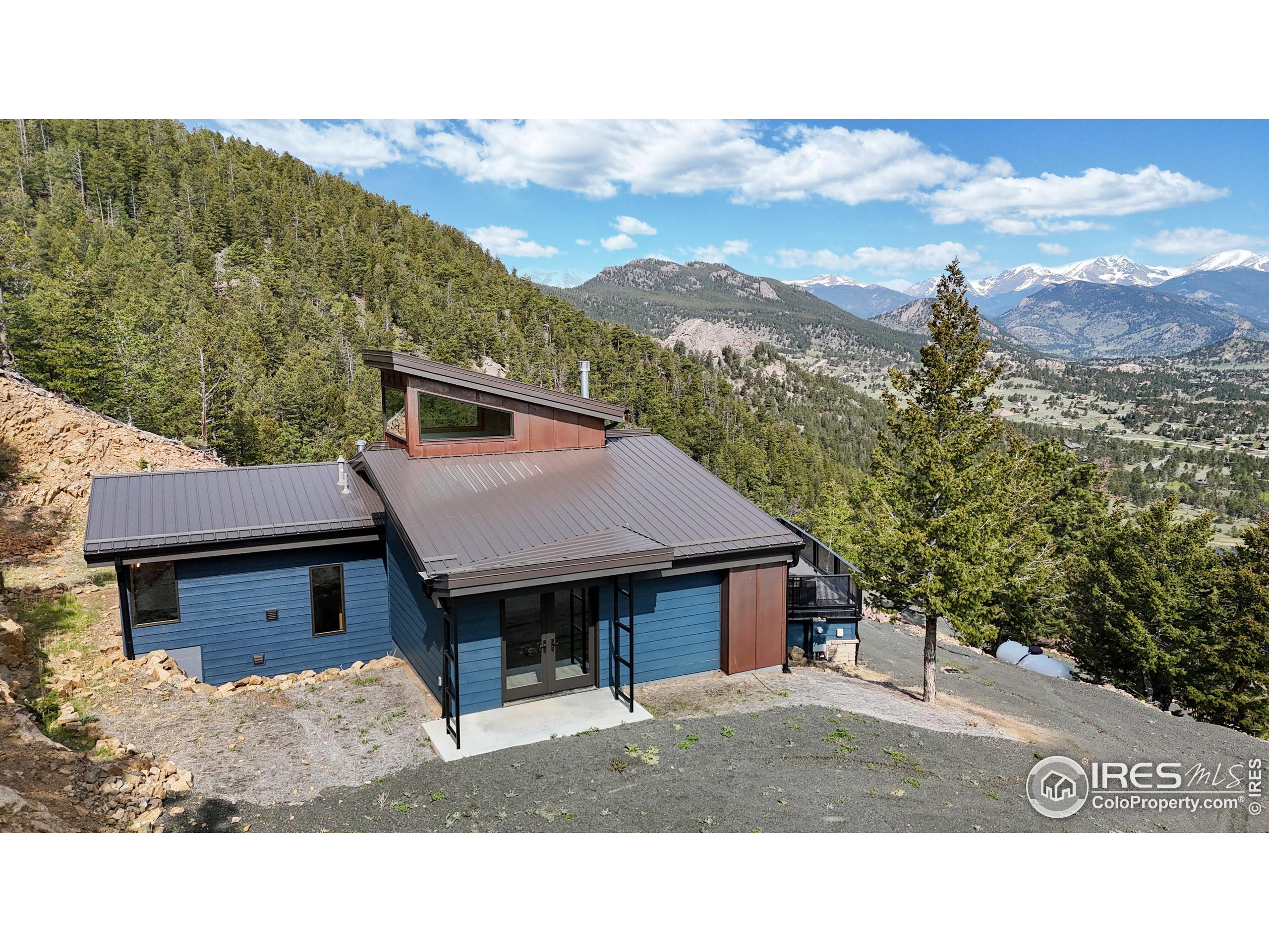 1440 Hummingbird Dr