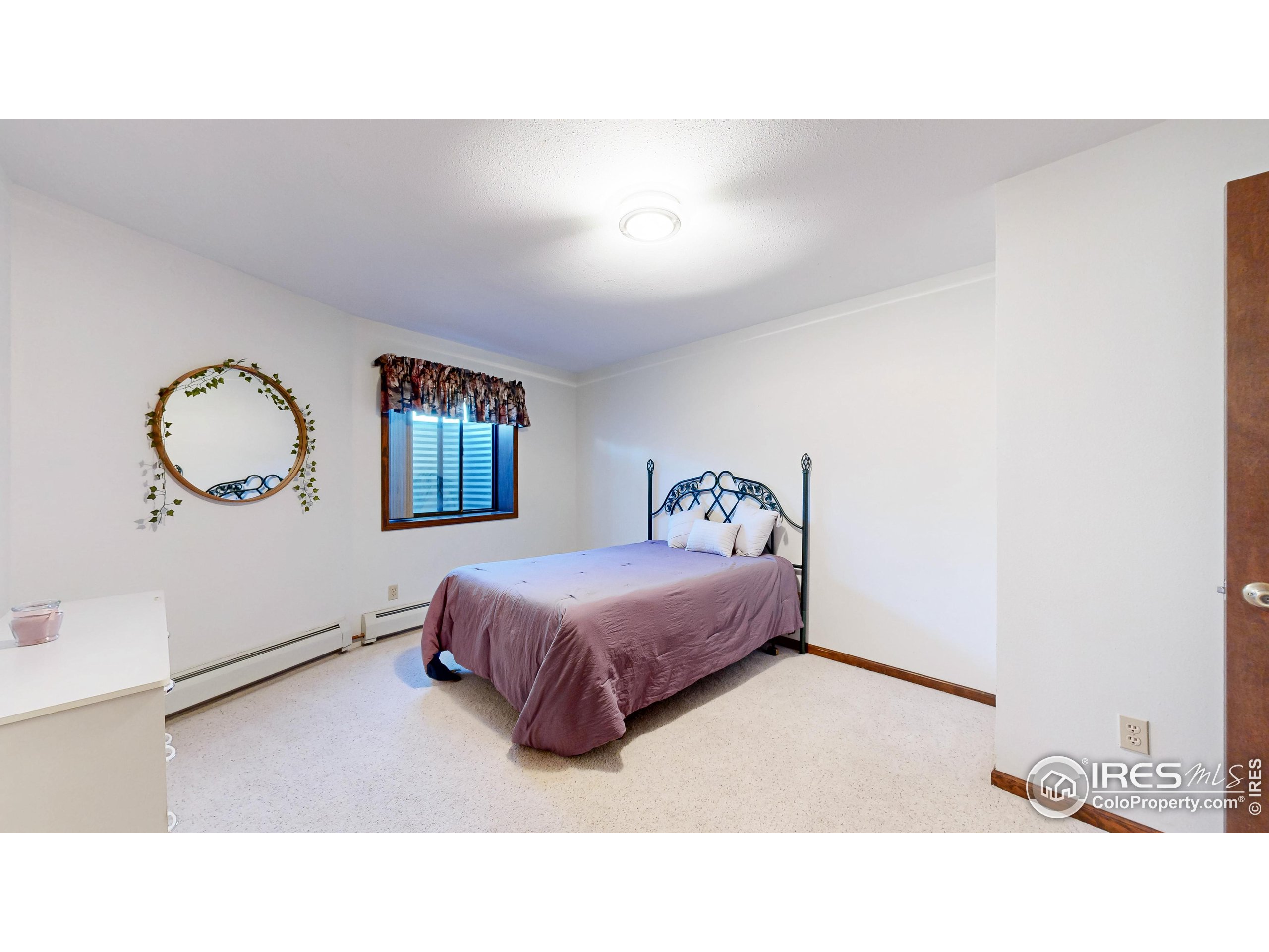 2408 Longview Dr
