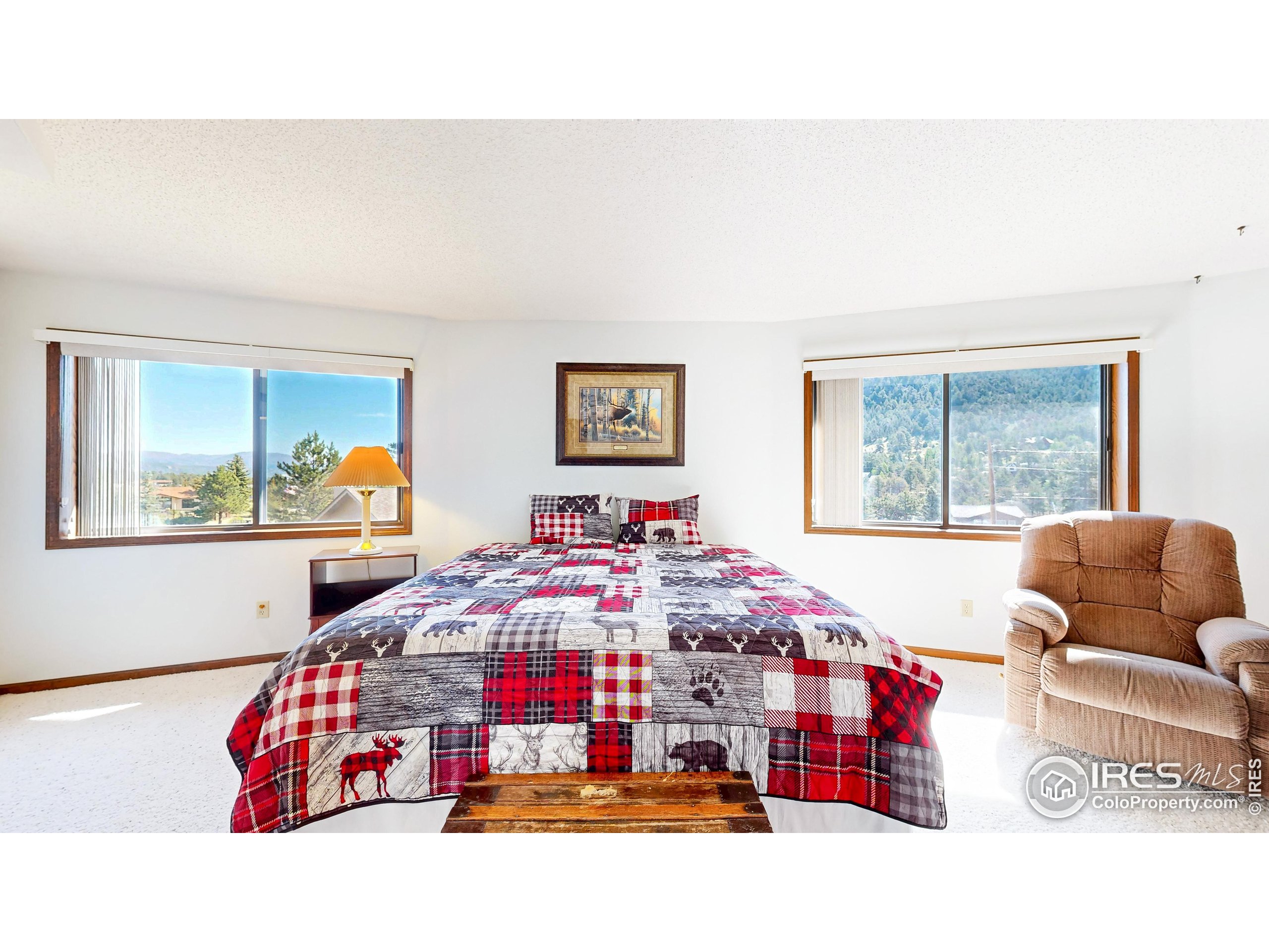 2408 Longview Dr