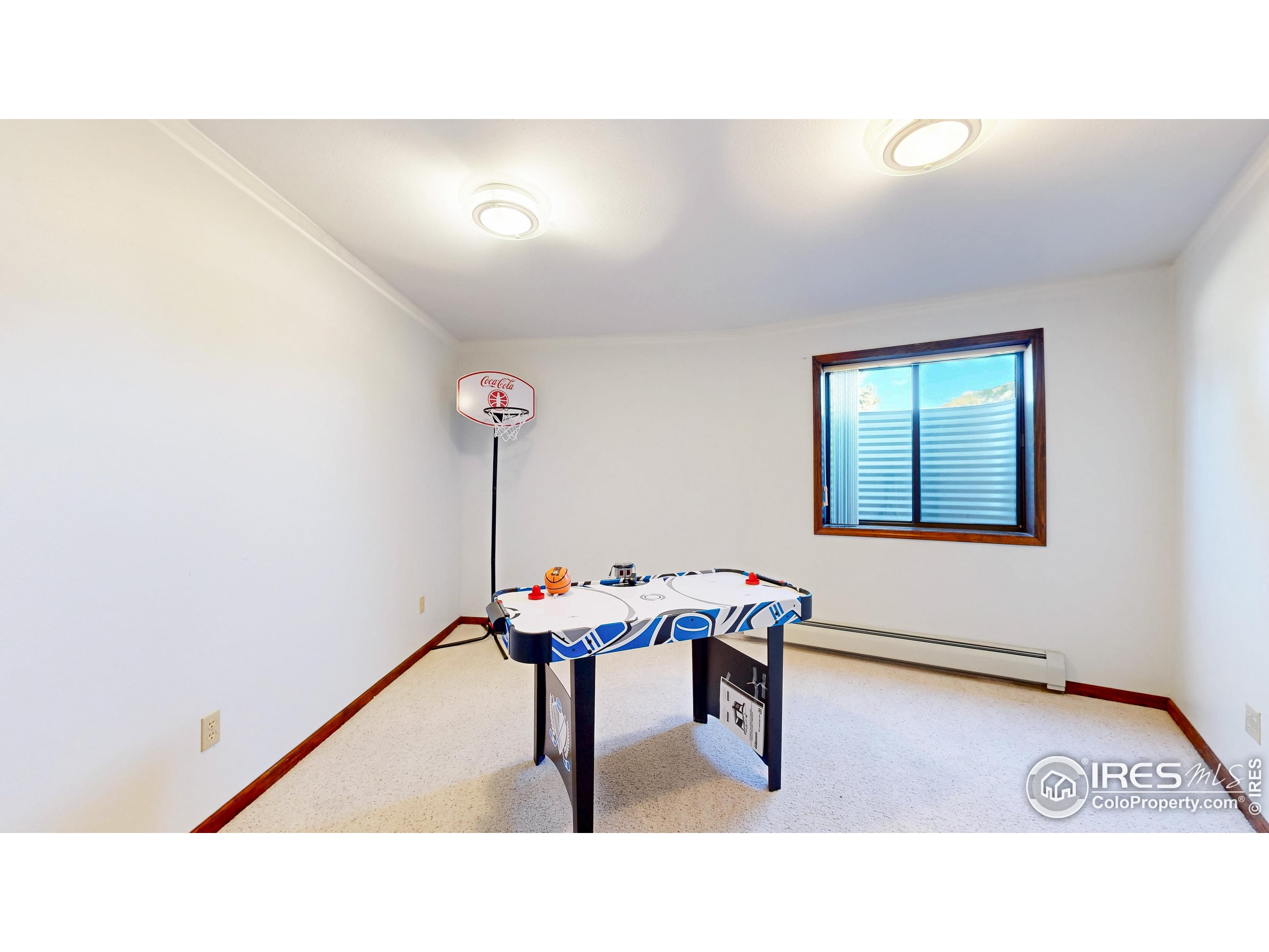 2408 Longview Dr