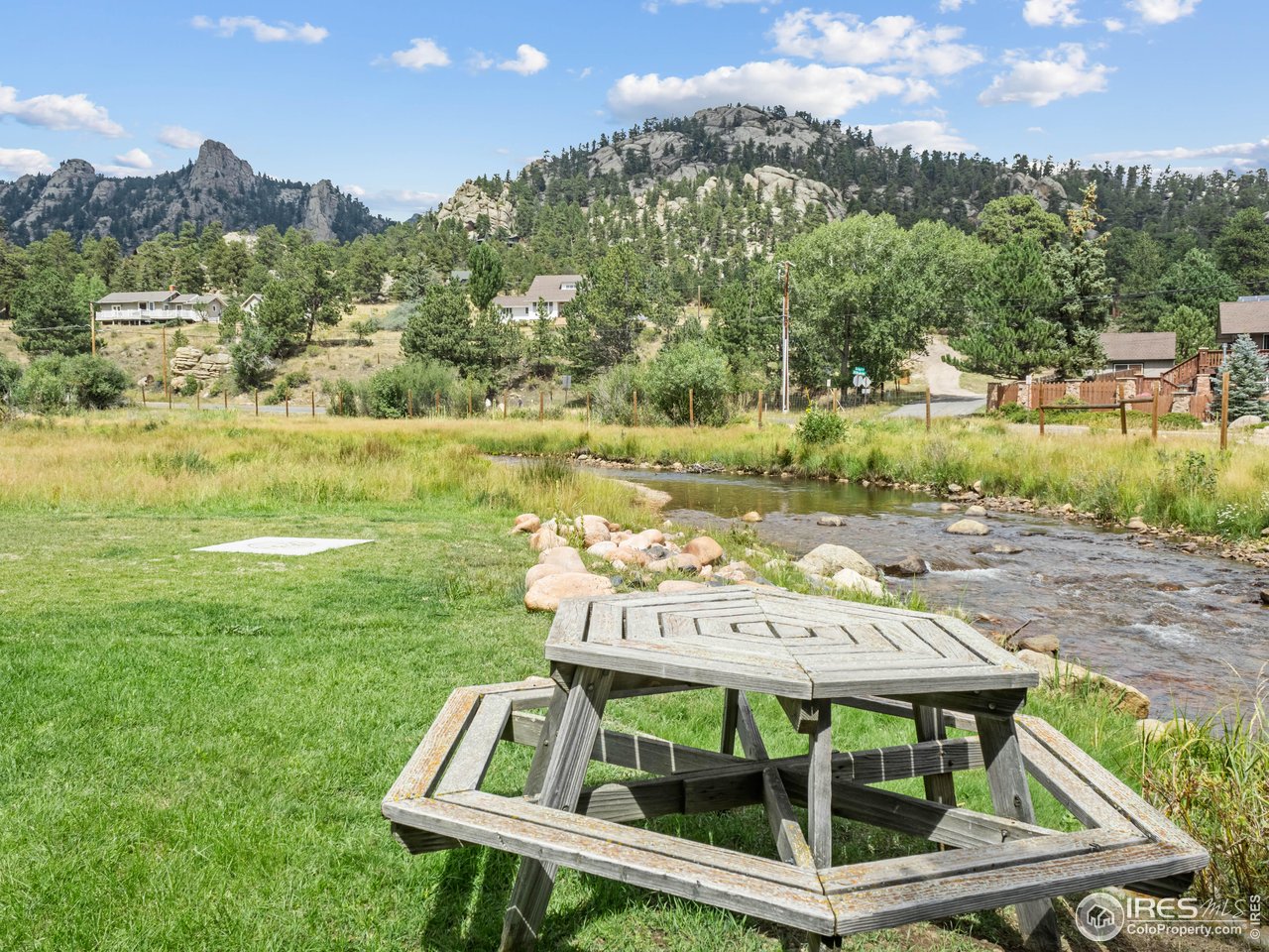 550 W Elkhorn Ave A2