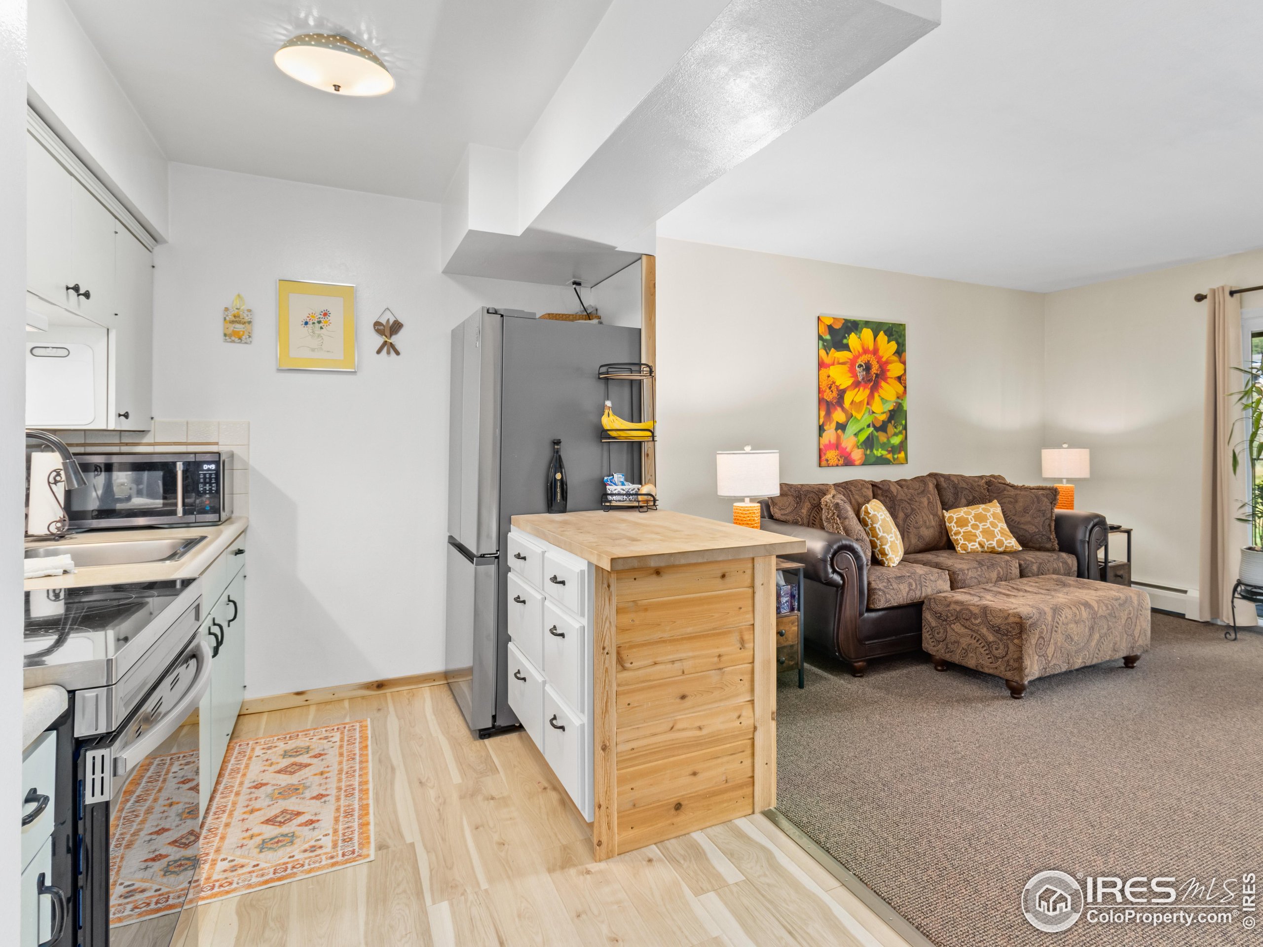 550 W Elkhorn Ave A2