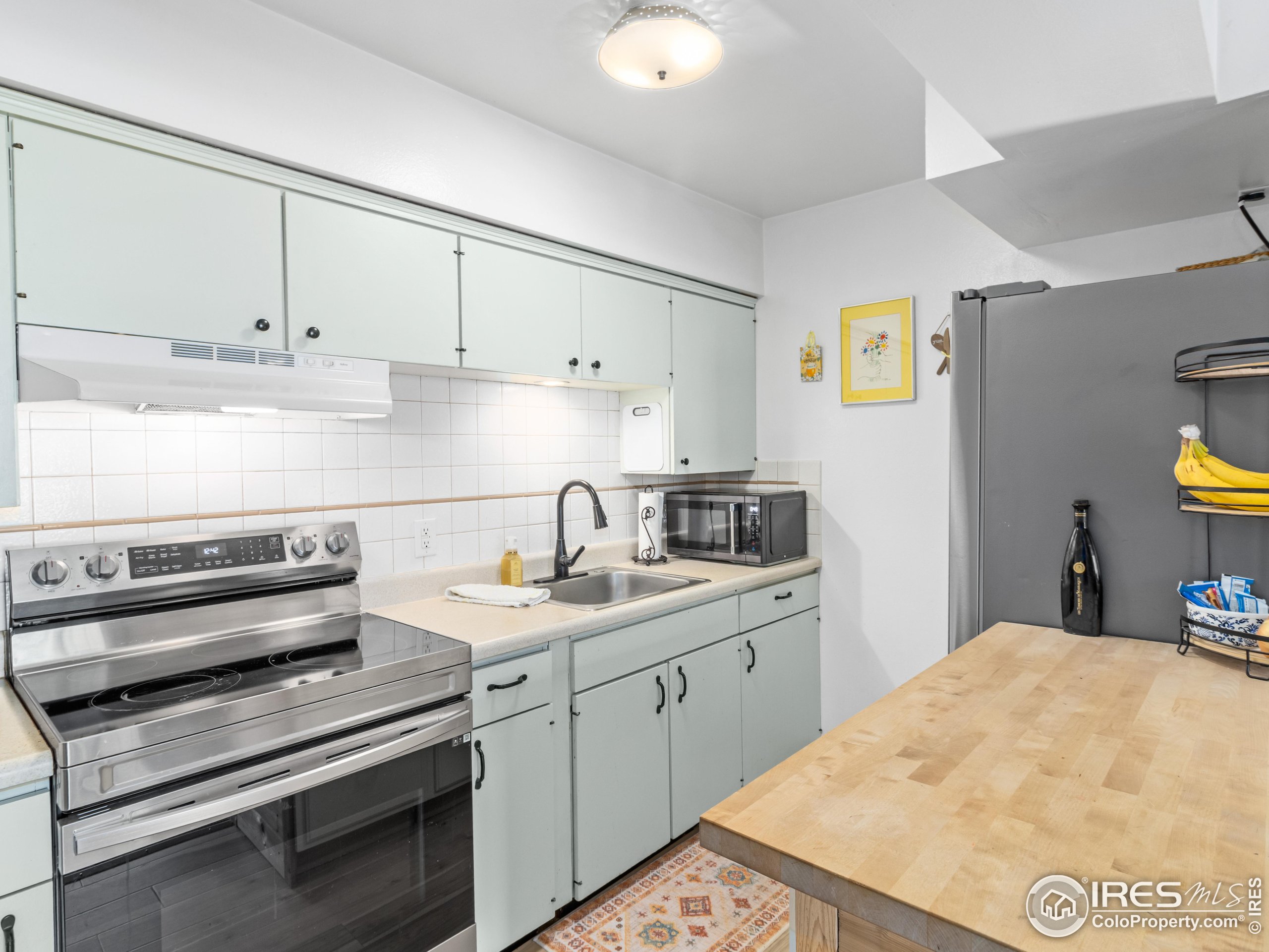 550 W Elkhorn Ave A2