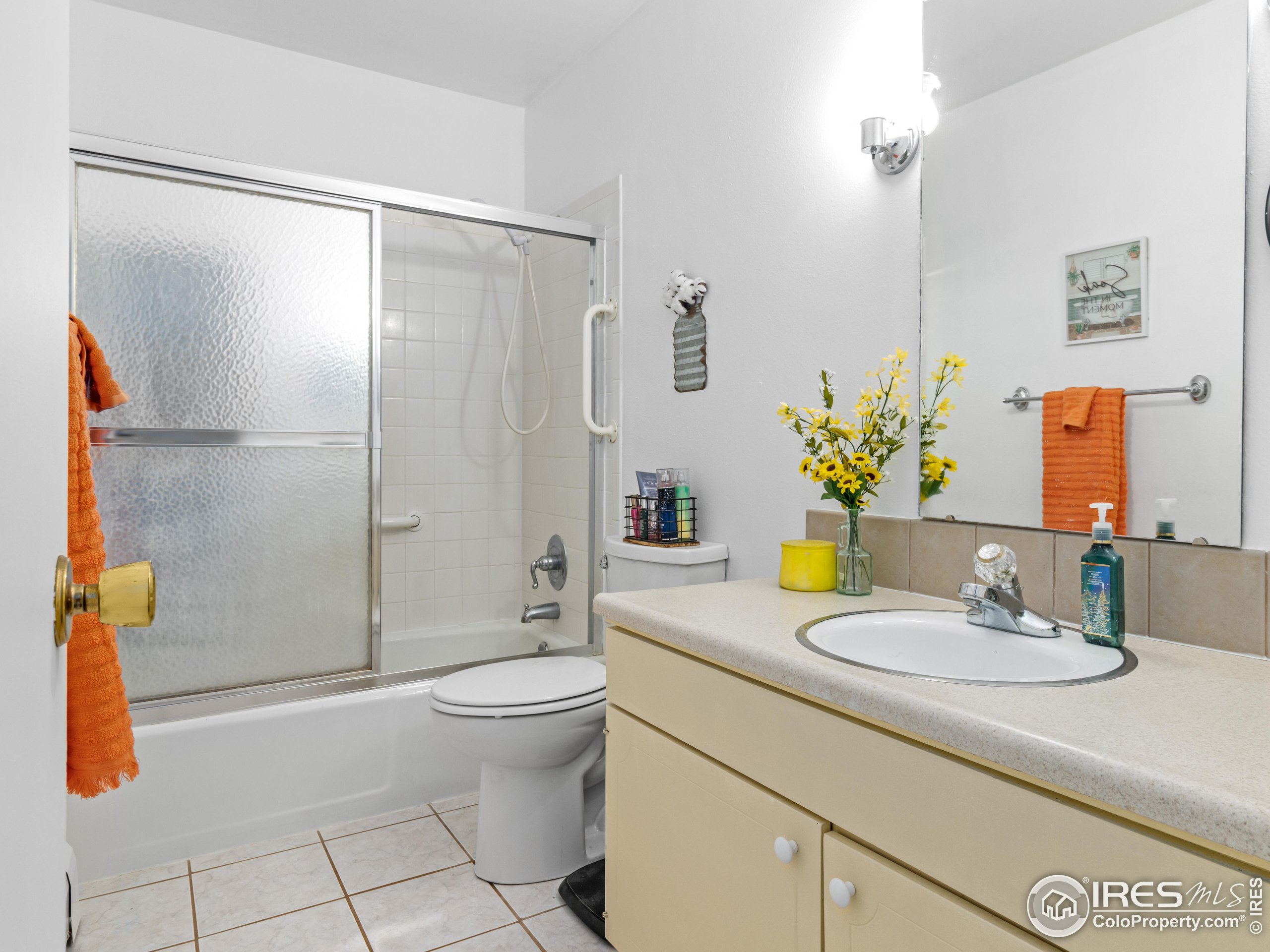 550 W Elkhorn Ave A2