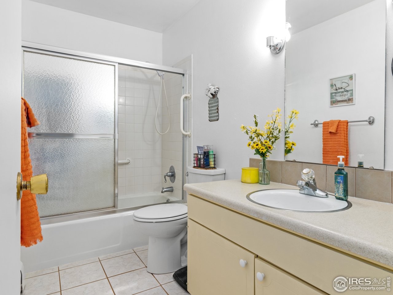 550 W Elkhorn Ave A2