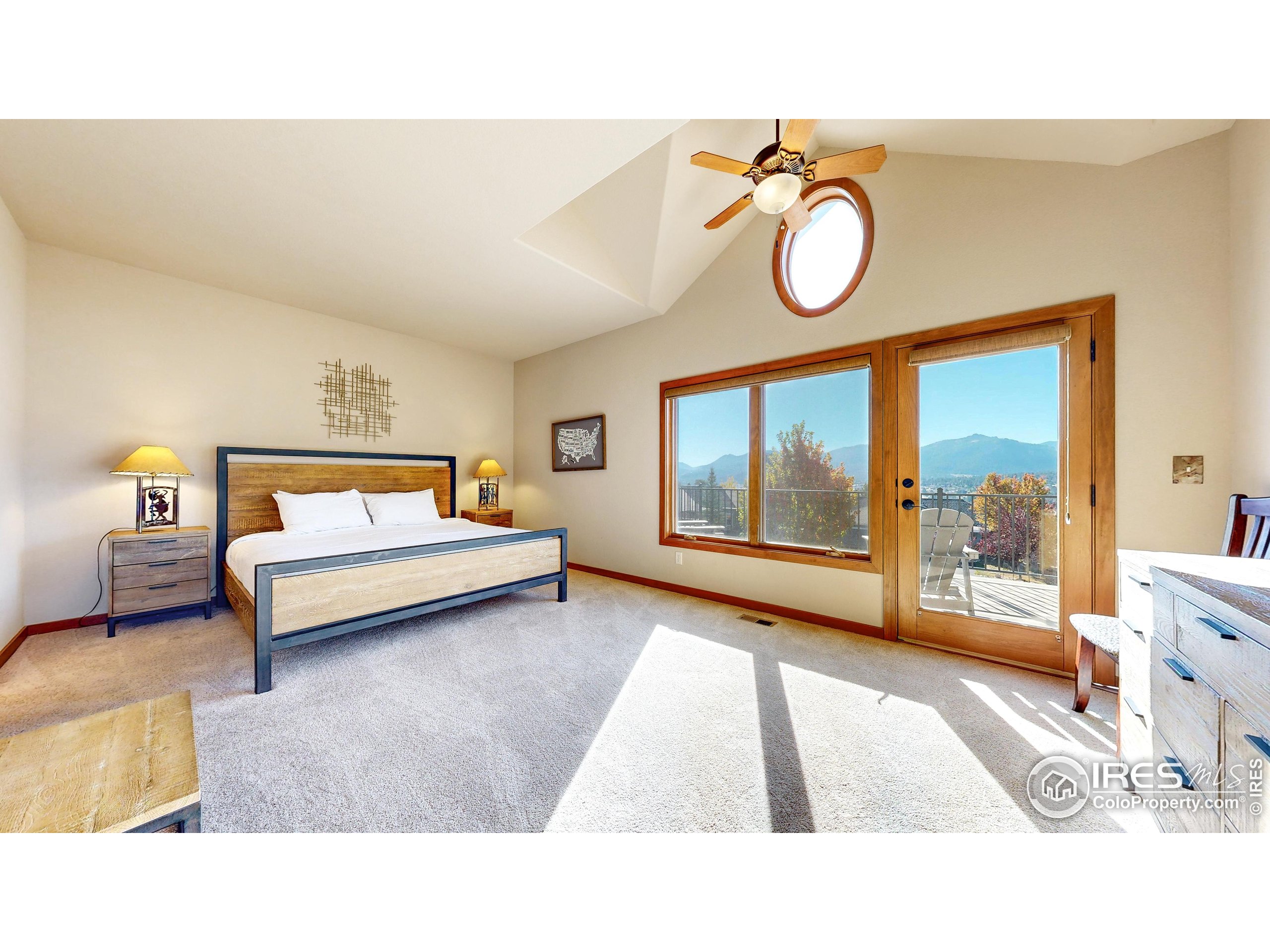402 Overlook Ct