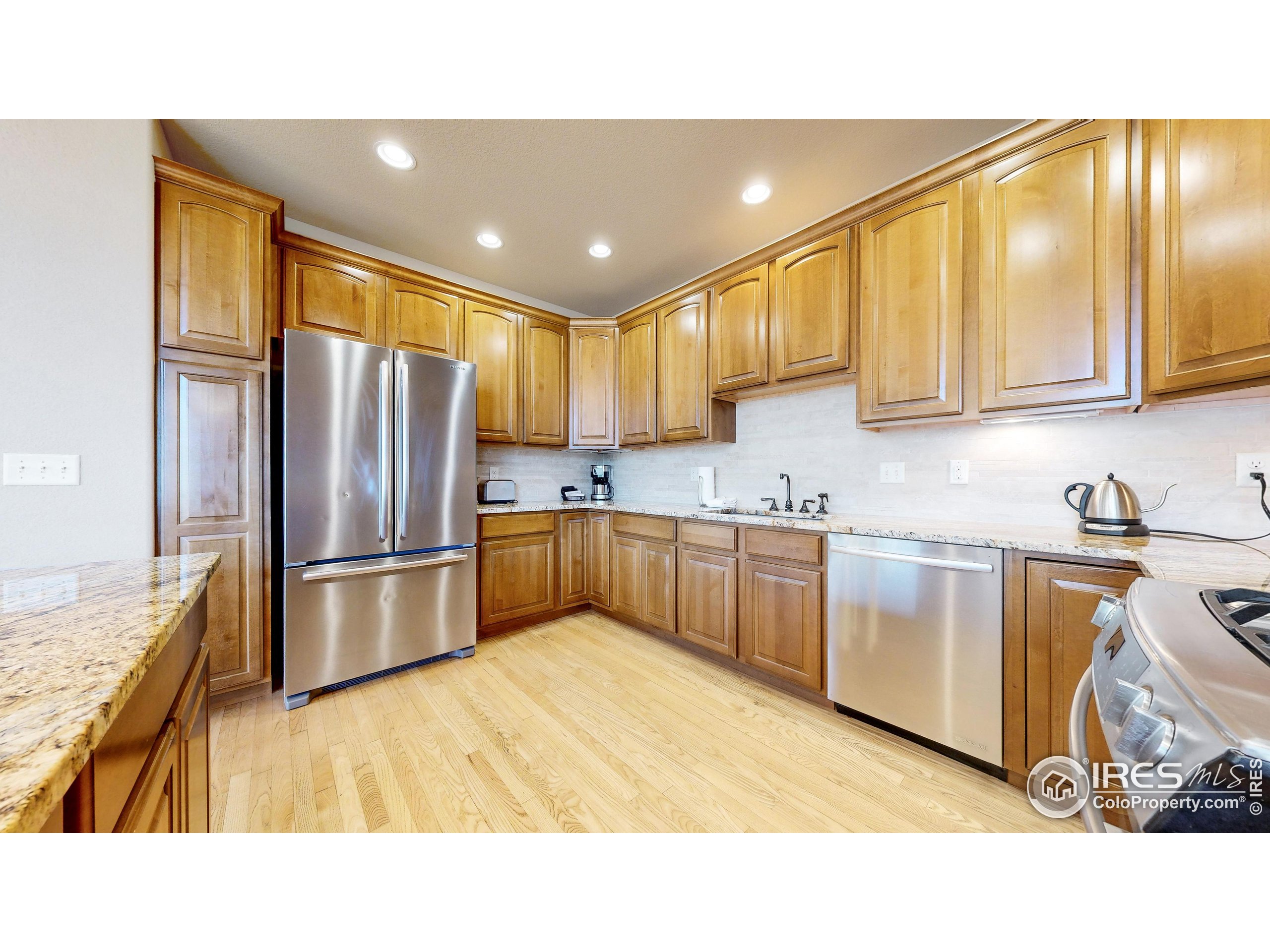 402 Overlook Ct