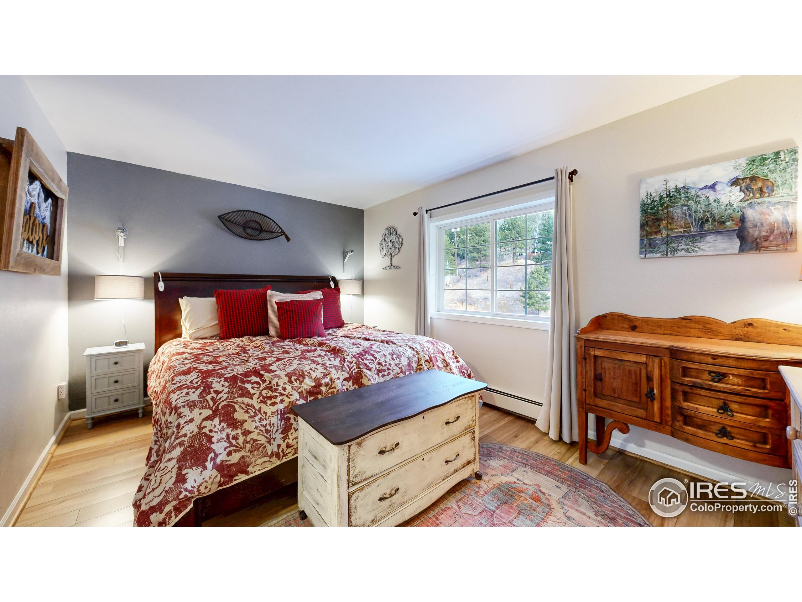 2760 Fall River Rd 288