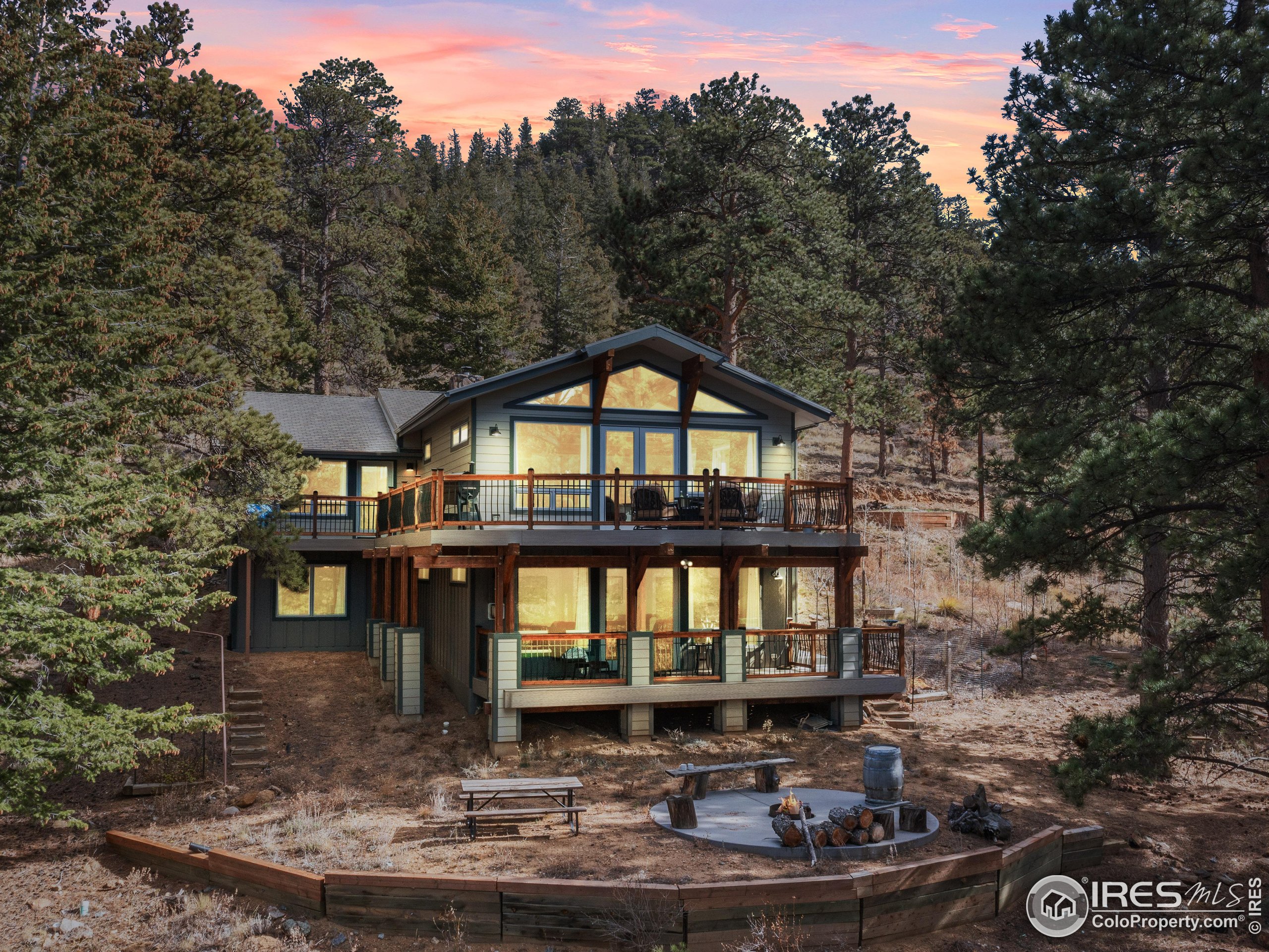 1267 Upper Venner Rd