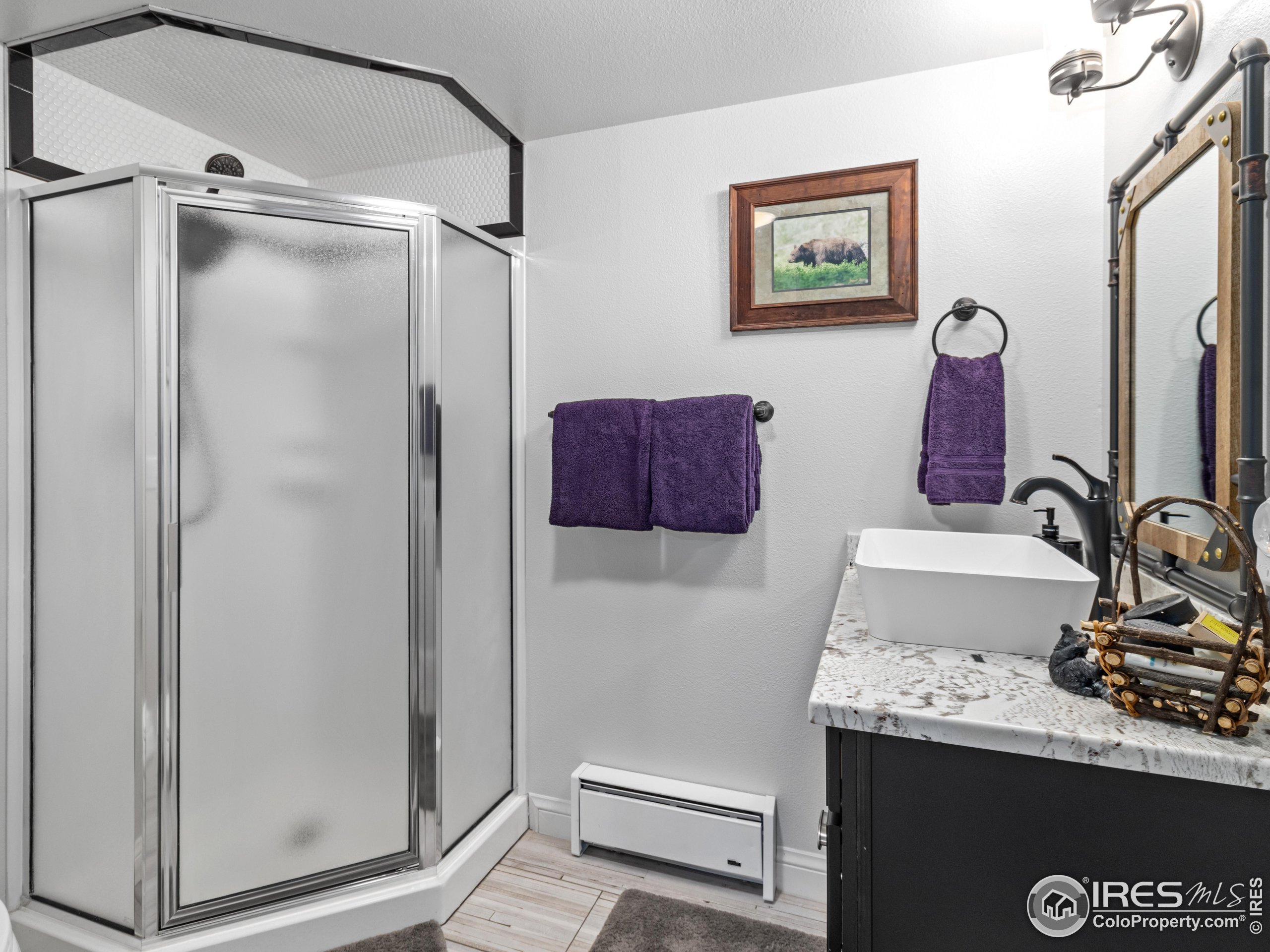 1267 Upper Venner Rd