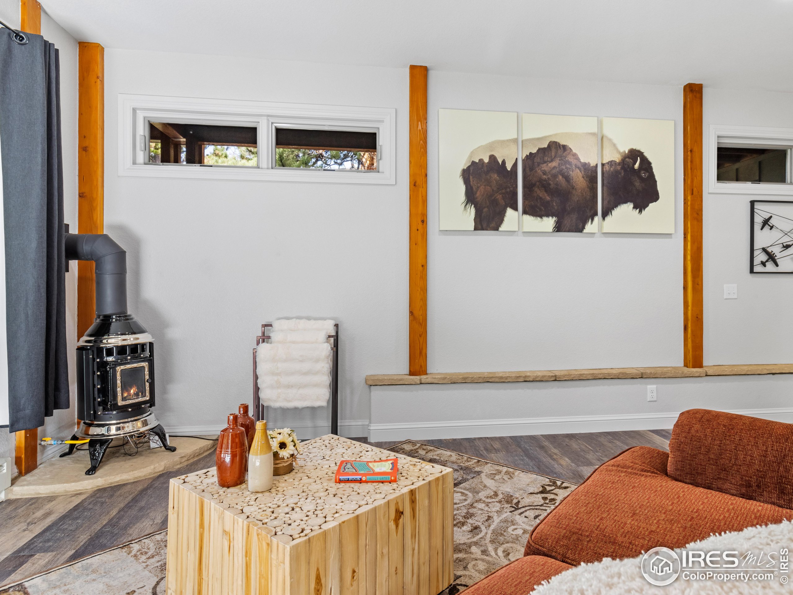 1267 Upper Venner Rd