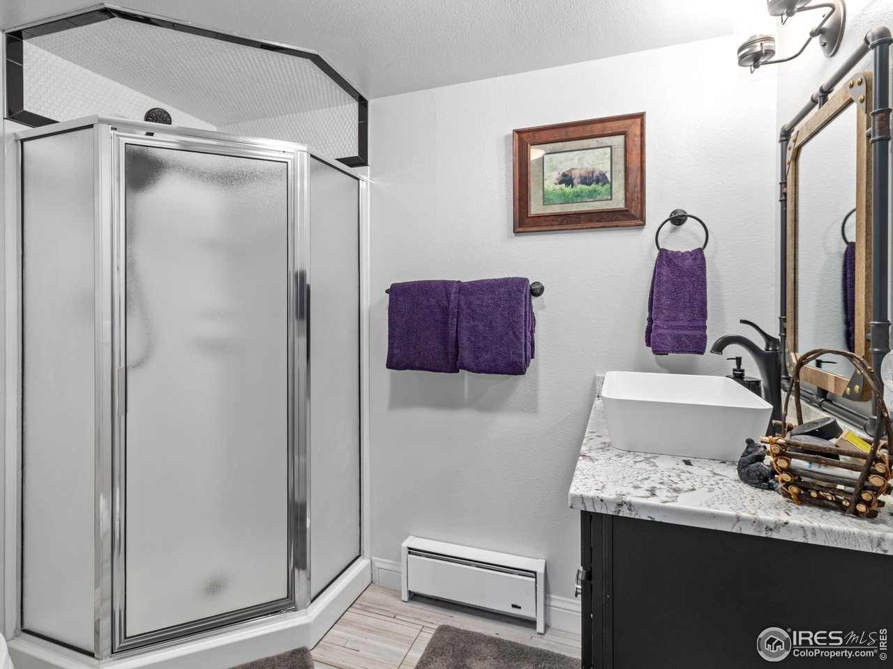 1267 Upper Venner Rd