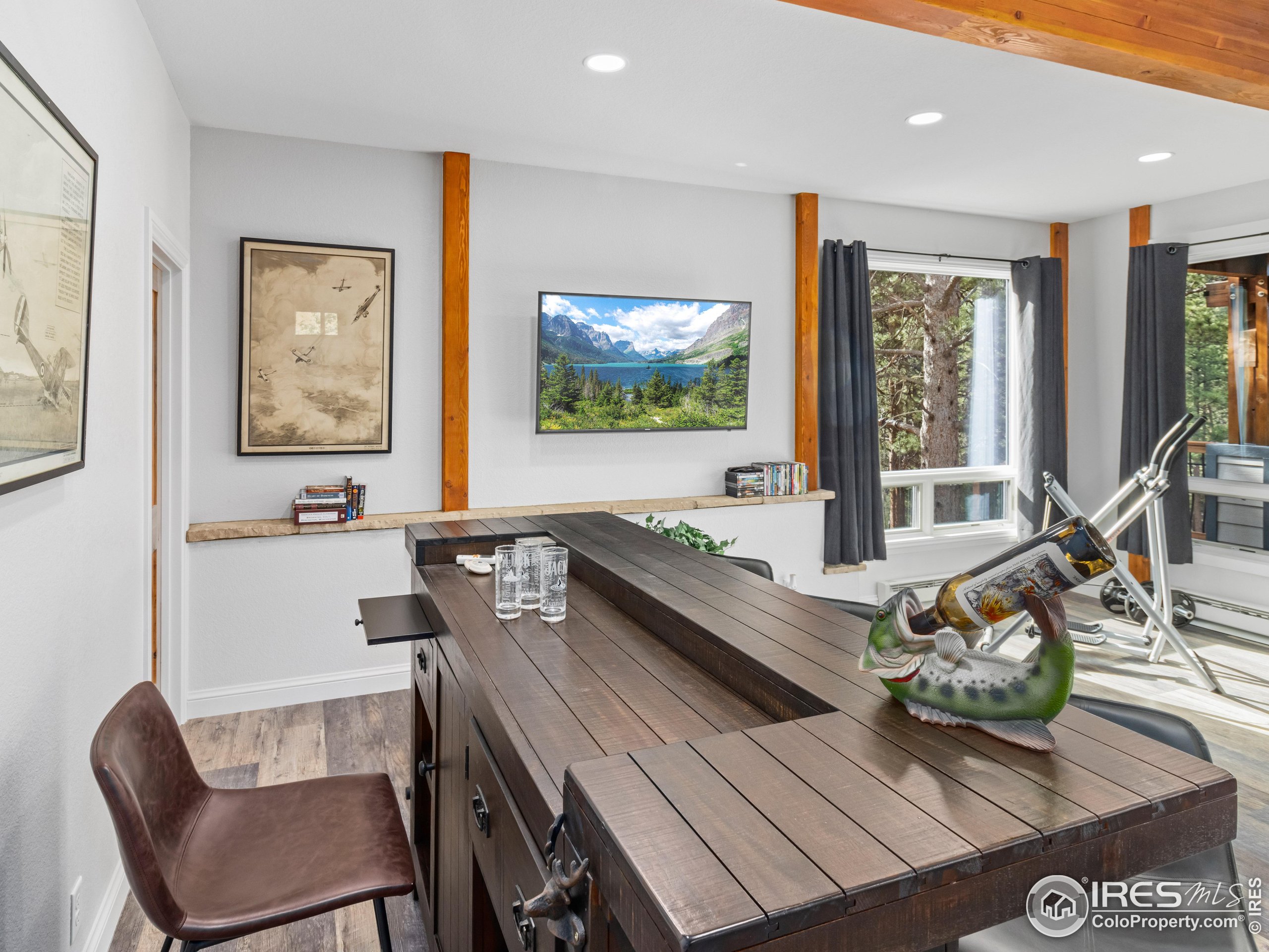 1267 Upper Venner Rd