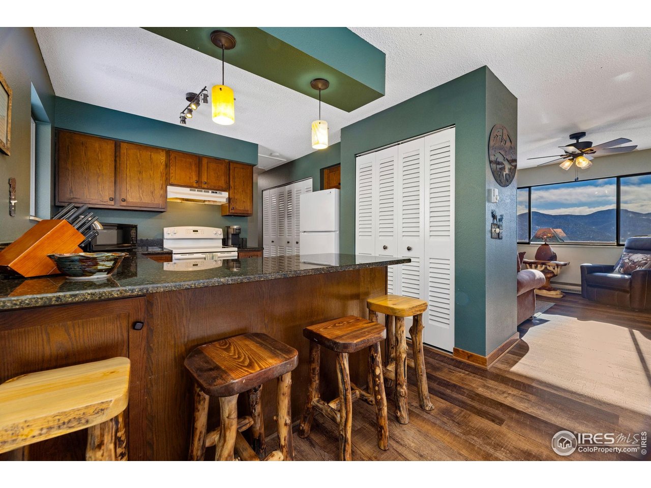 1615 Prospect Mountain Dr