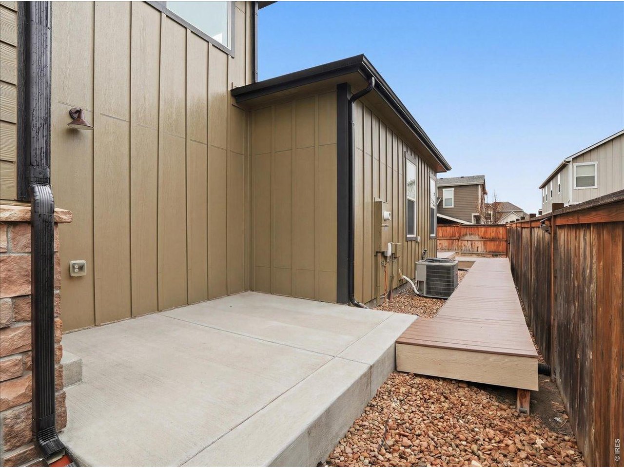4526 Ingalls Dr