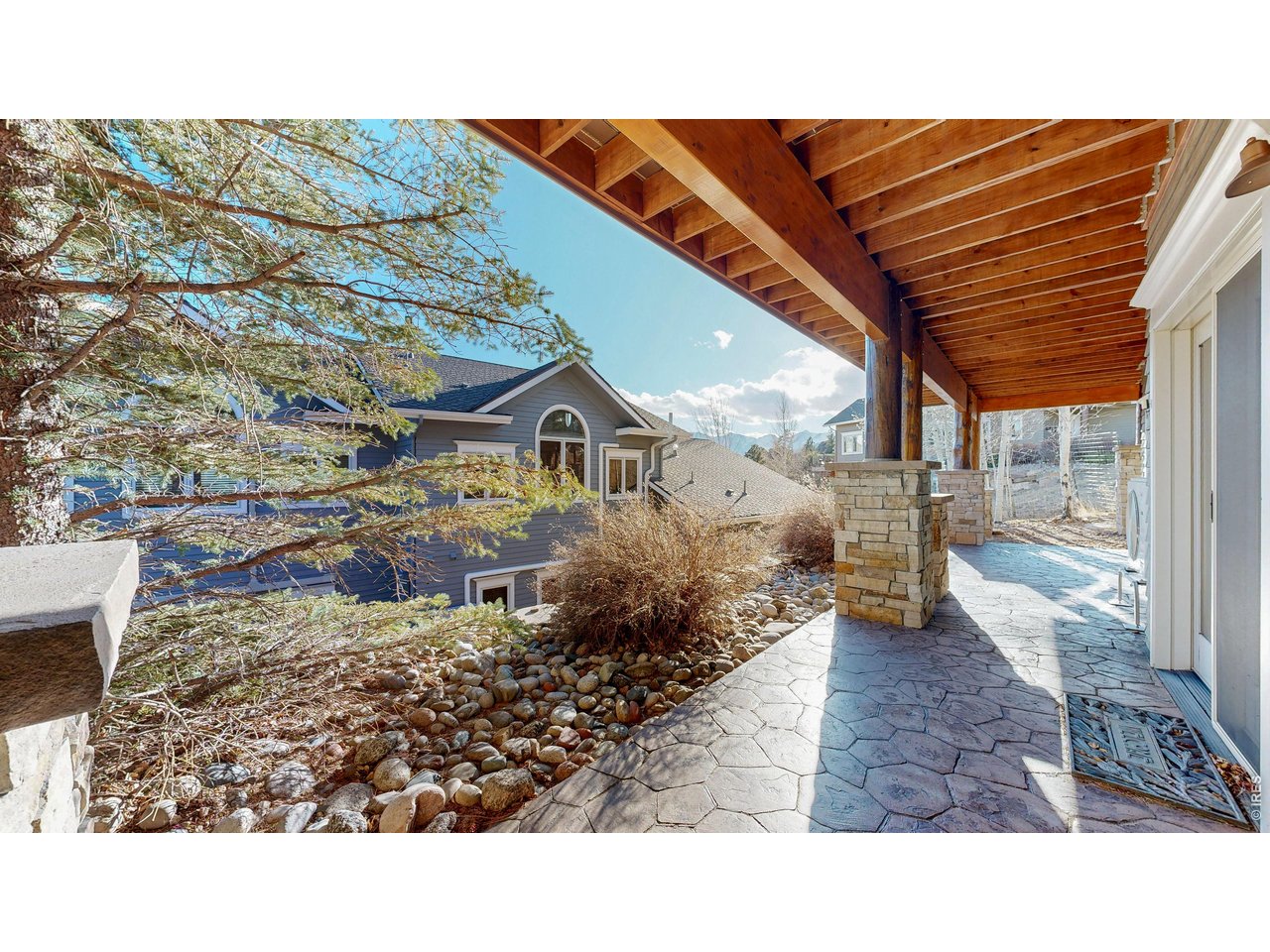 318 Overlook Ct