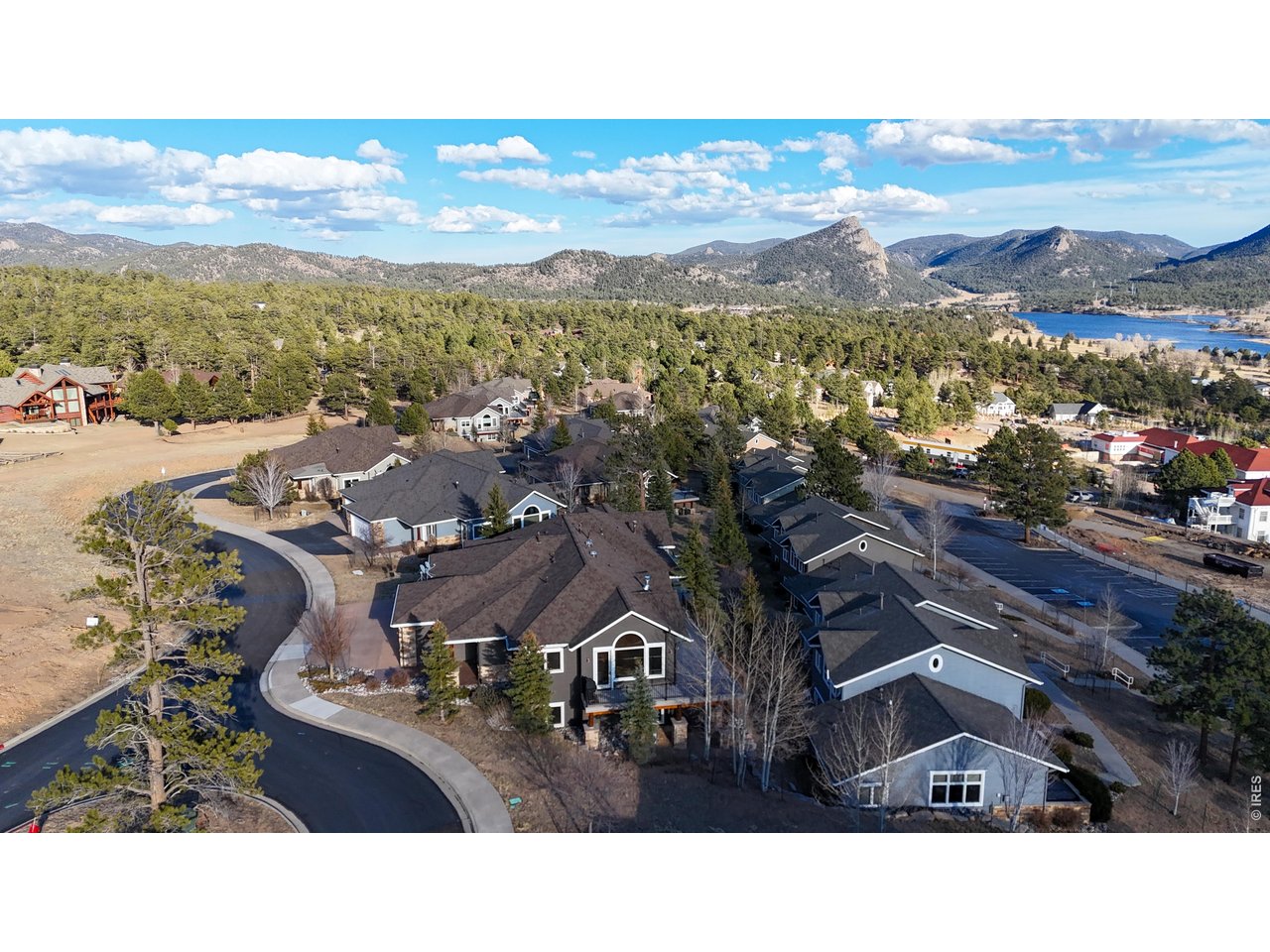 318 Overlook Ct