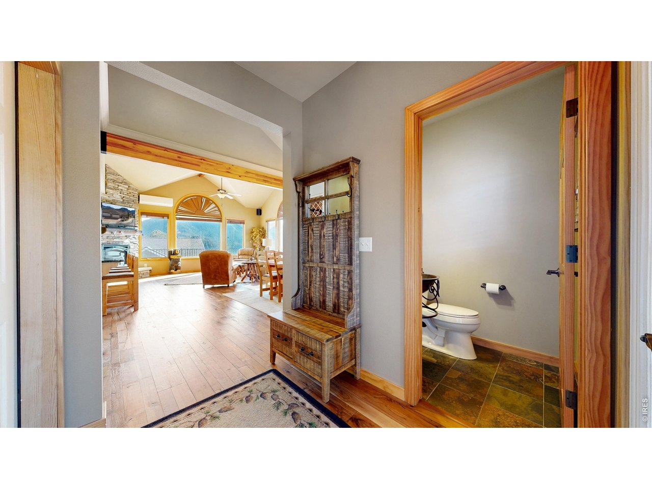318 Overlook Ct