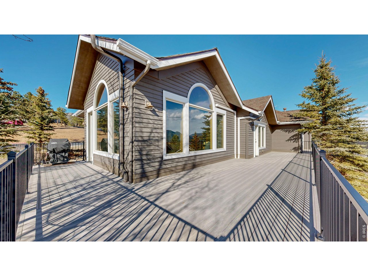 318 Overlook Ct