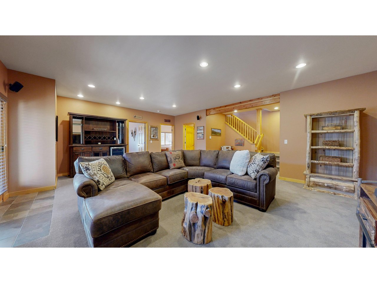 318 Overlook Ct