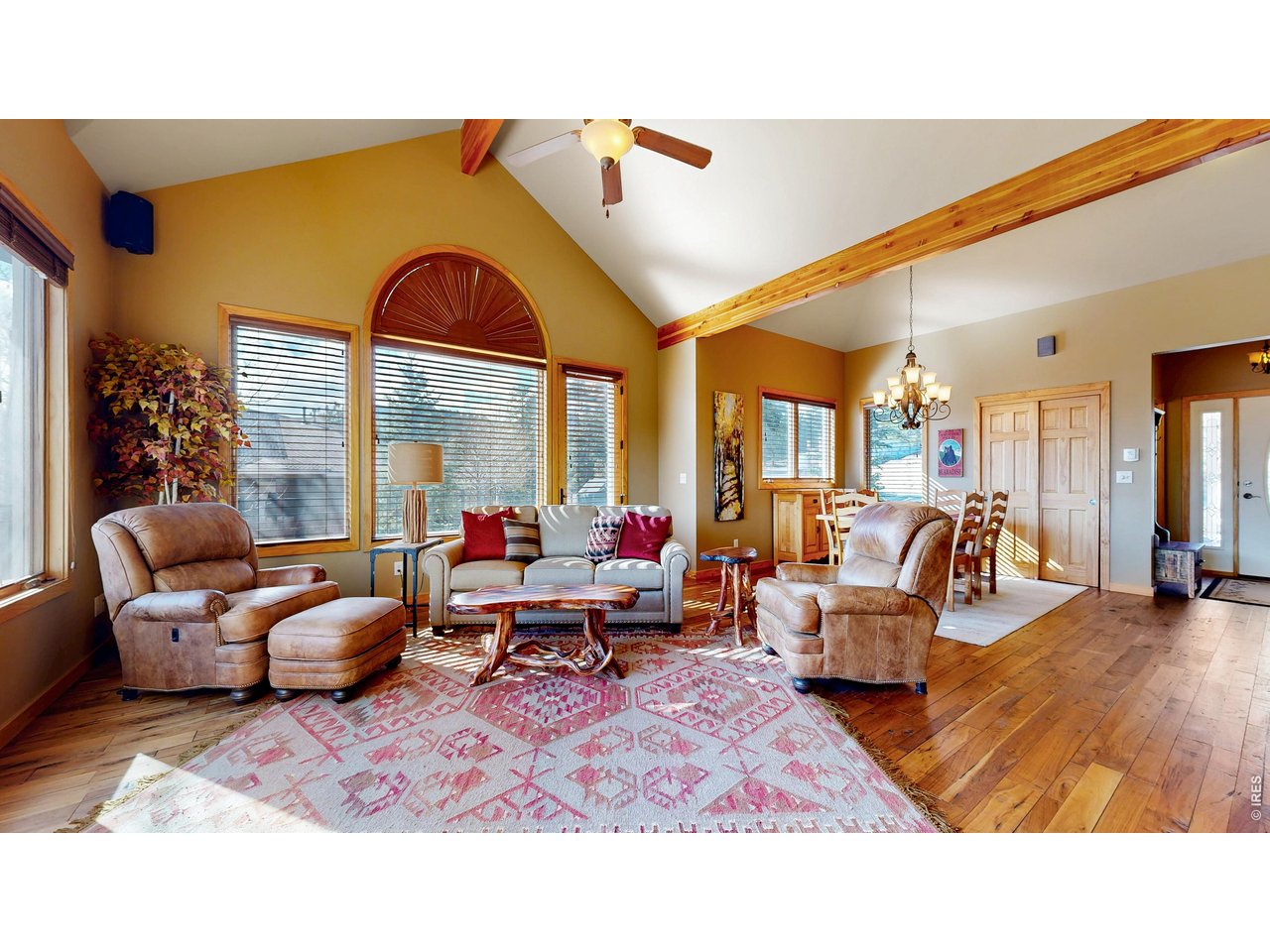 318 Overlook Ct