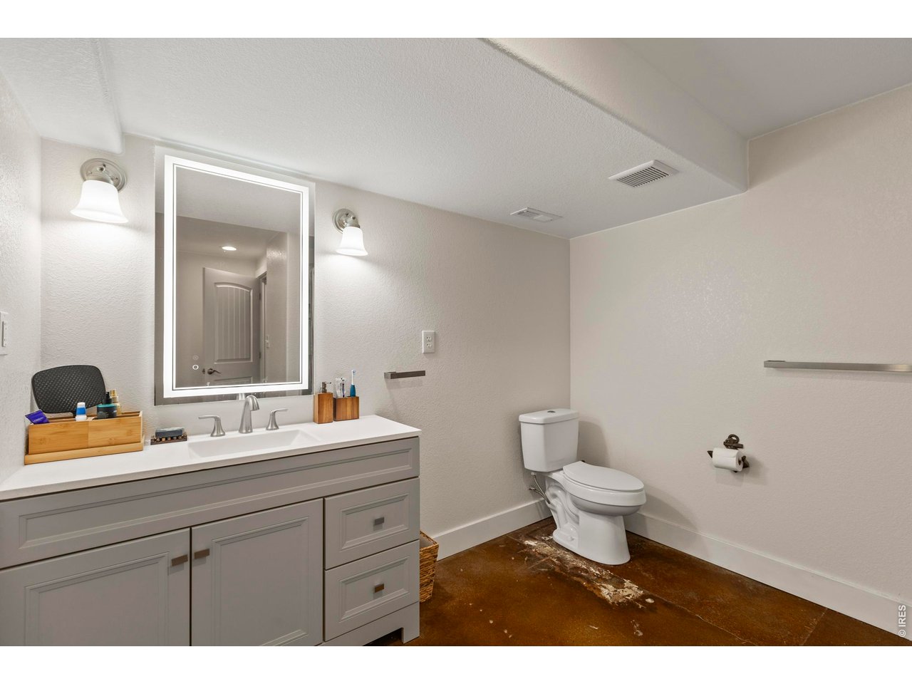 381 Bobcat Dr