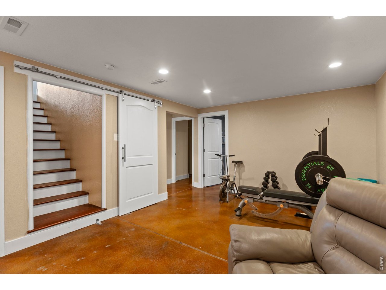 381 Bobcat Dr